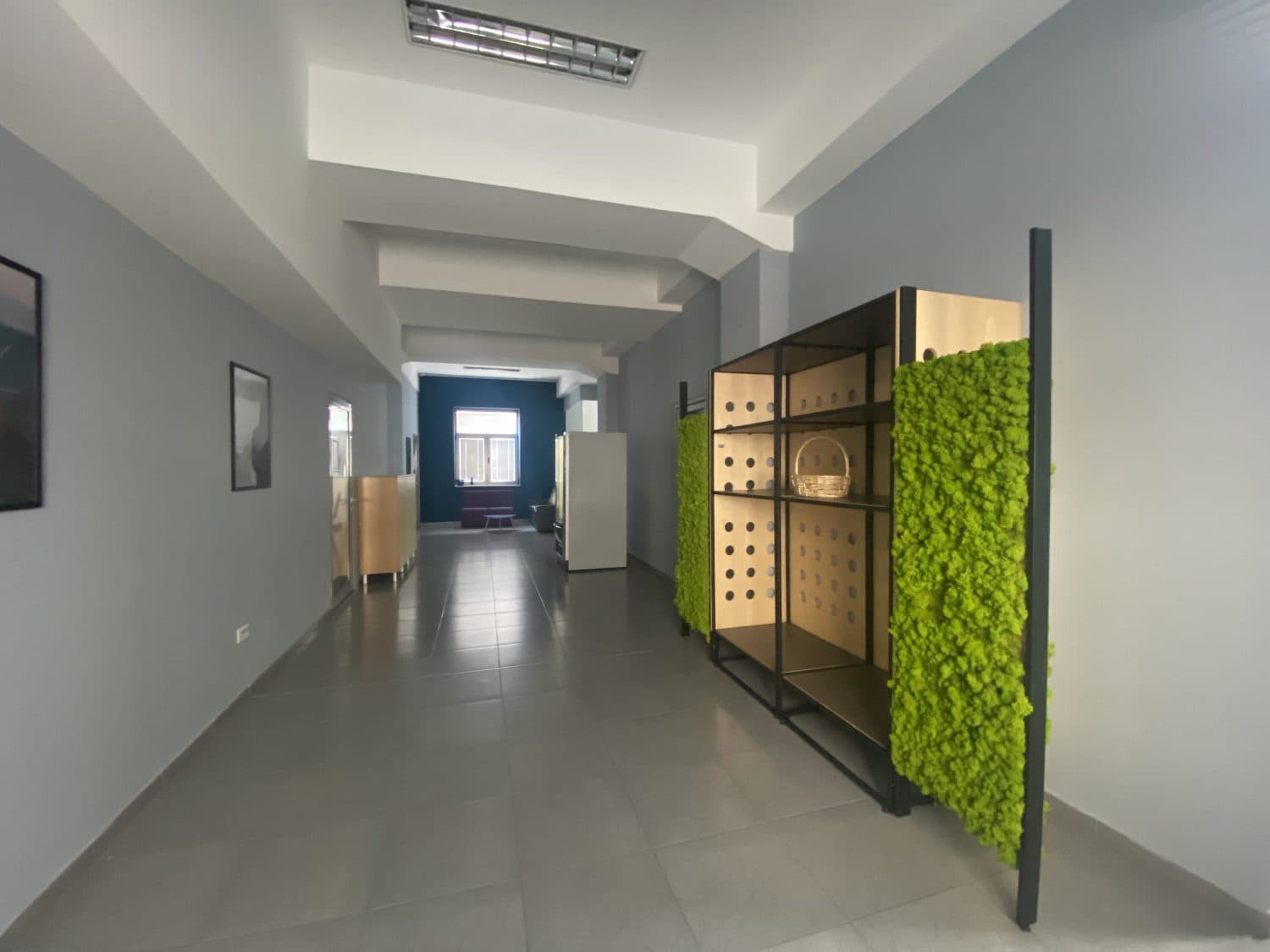 Премиум деловна зграда со канцелариски простории - За Изнајмување - Кисела Вода - Слика 5