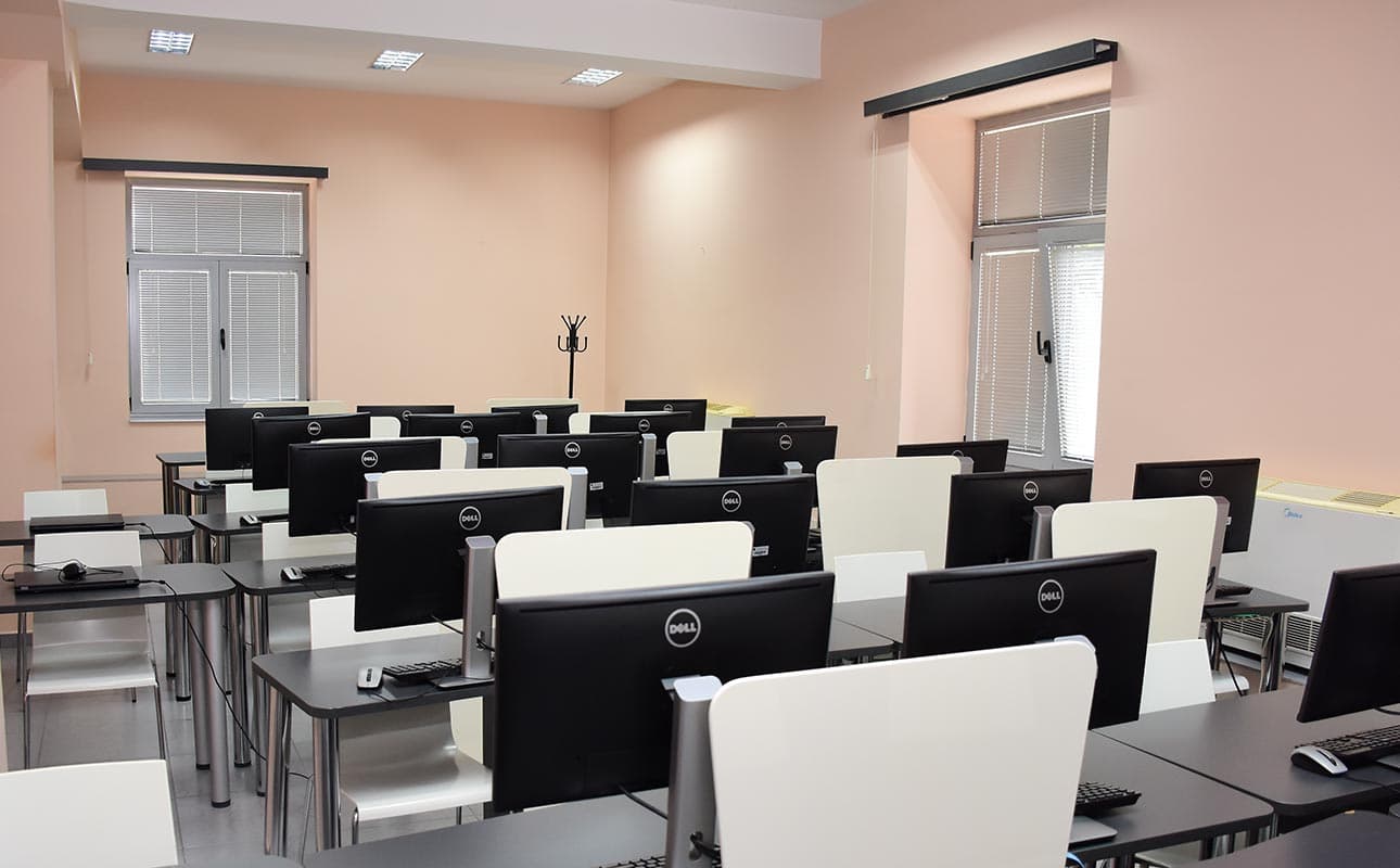 Премиум деловна зграда со канцелариски простории - За Изнајмување - Кисела Вода - Слика 9