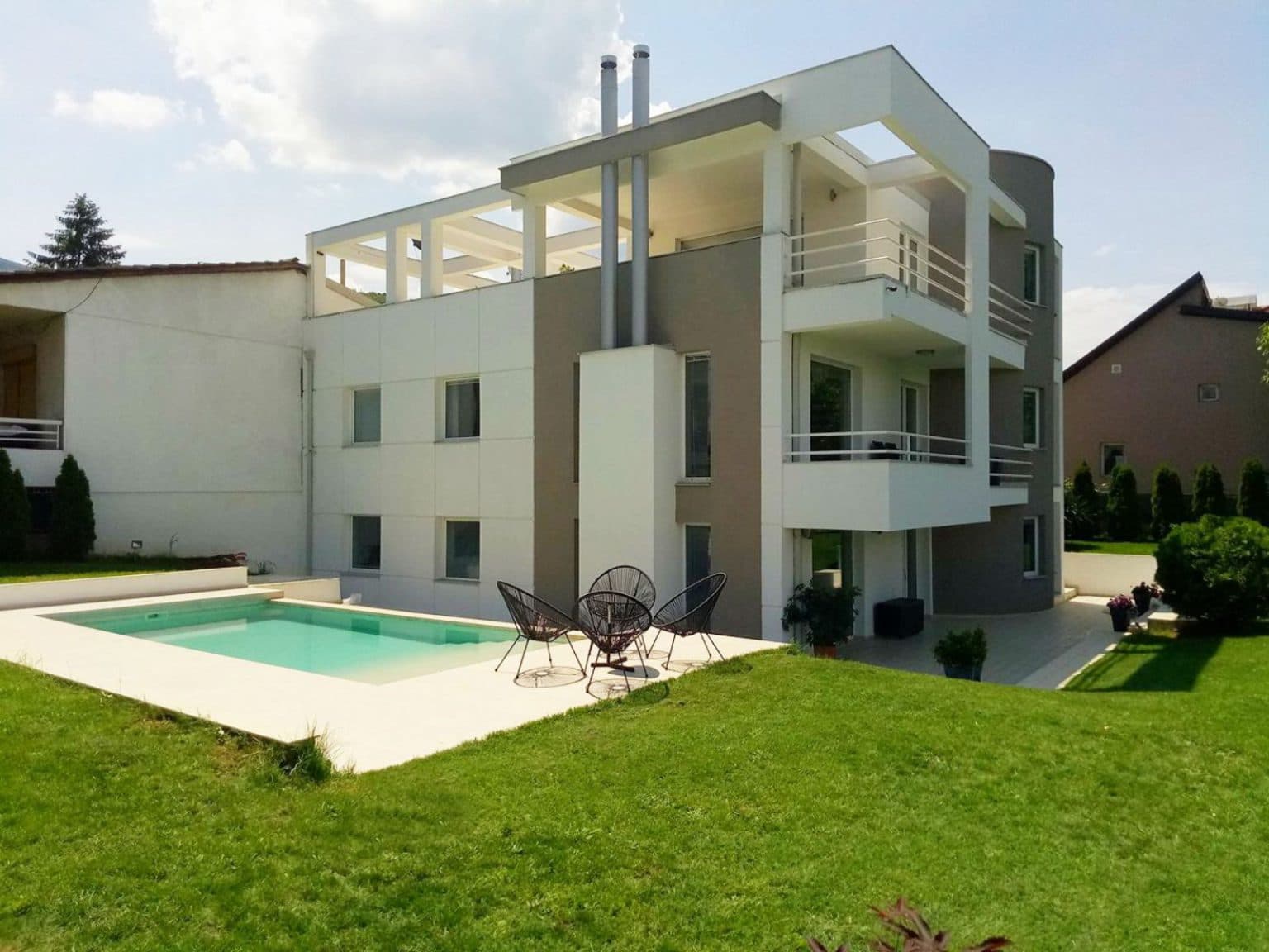 Exclusive house in Zdanec - For Rent - Karposh