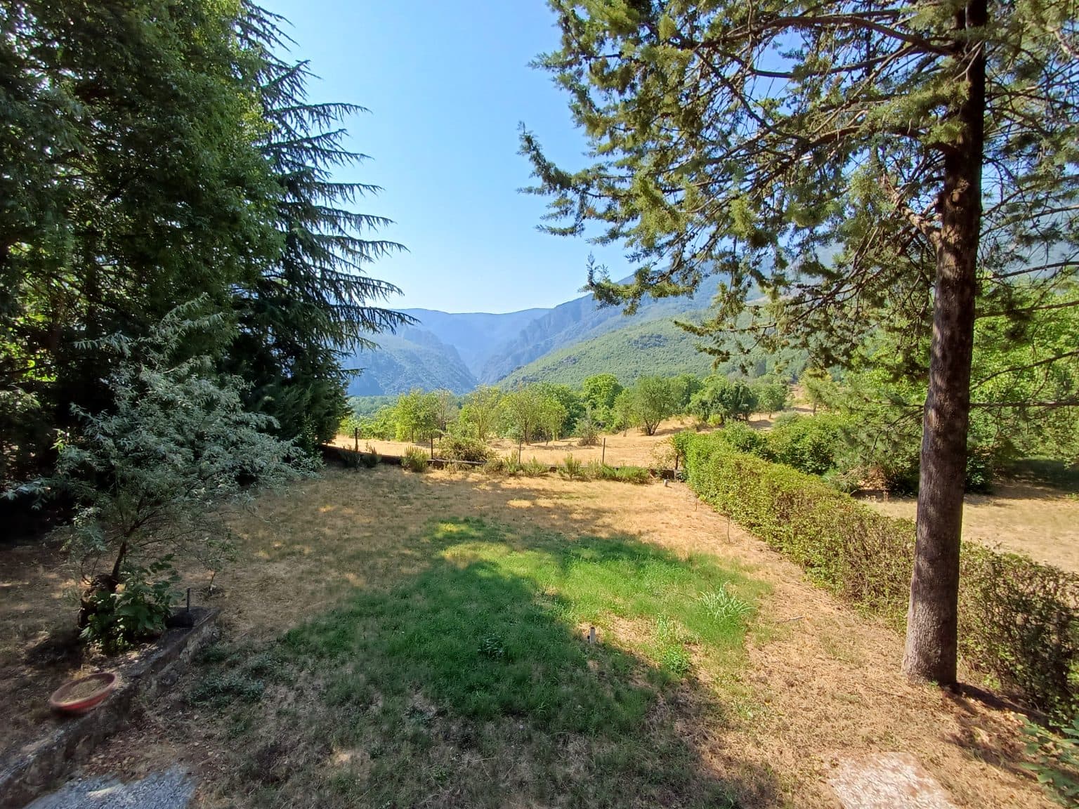 Holiday home 90m2 in Gorna Matka - For Sale - Saraj - Image 4