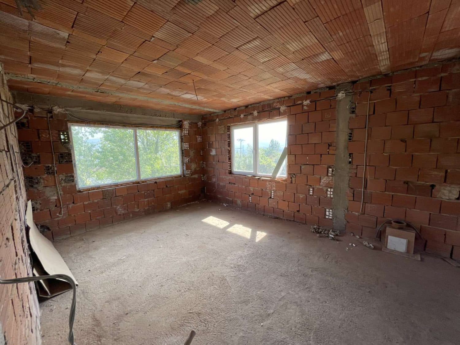 House for Sale in Gorno Sonje - For Sale - Sopishte - Image 6