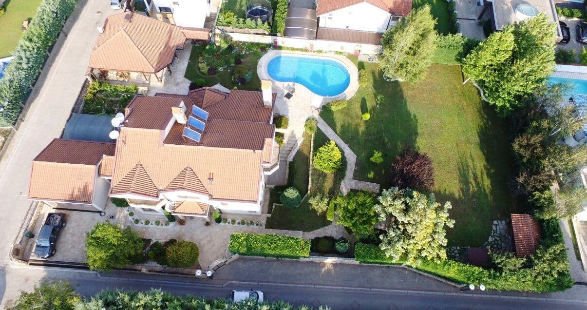 Spacious house 530m2 in Bardovci - For Rent - Bardovci - Image 4