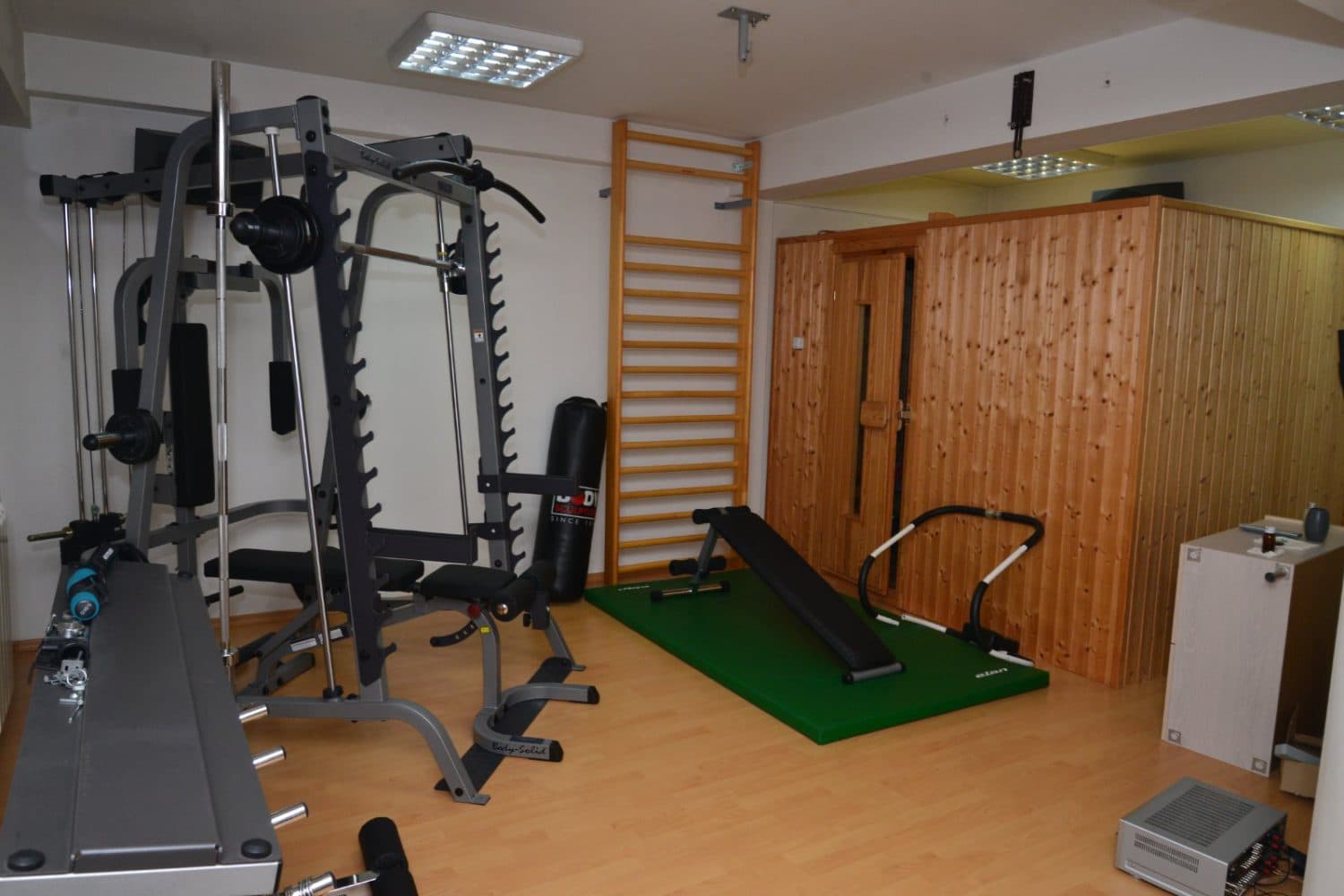 Spacious house 530m2 in Bardovci - For Sale - Bardovci - Image 12