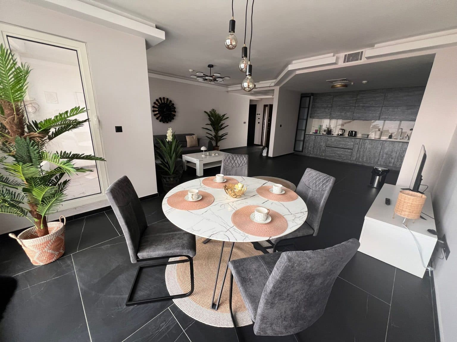 Modernly furnished penthouse in Cevahir - For Sale - Aerodrom - Image 3