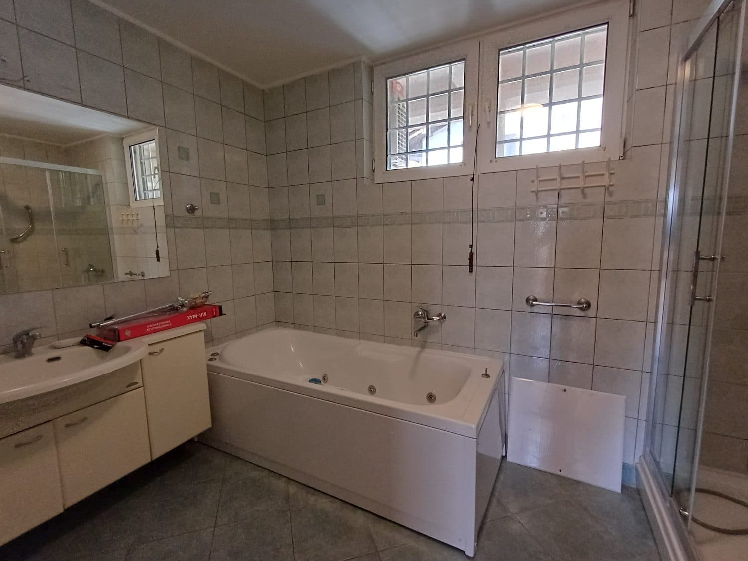 House 350m² in Taftalidze on quiet location - For Rent - Karposh - Image 12