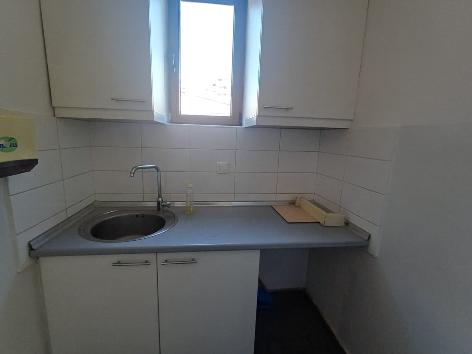 Деловен простор 75м2 во Кисела Вода - За Изнајмување - Кисела Вода - Слика 5