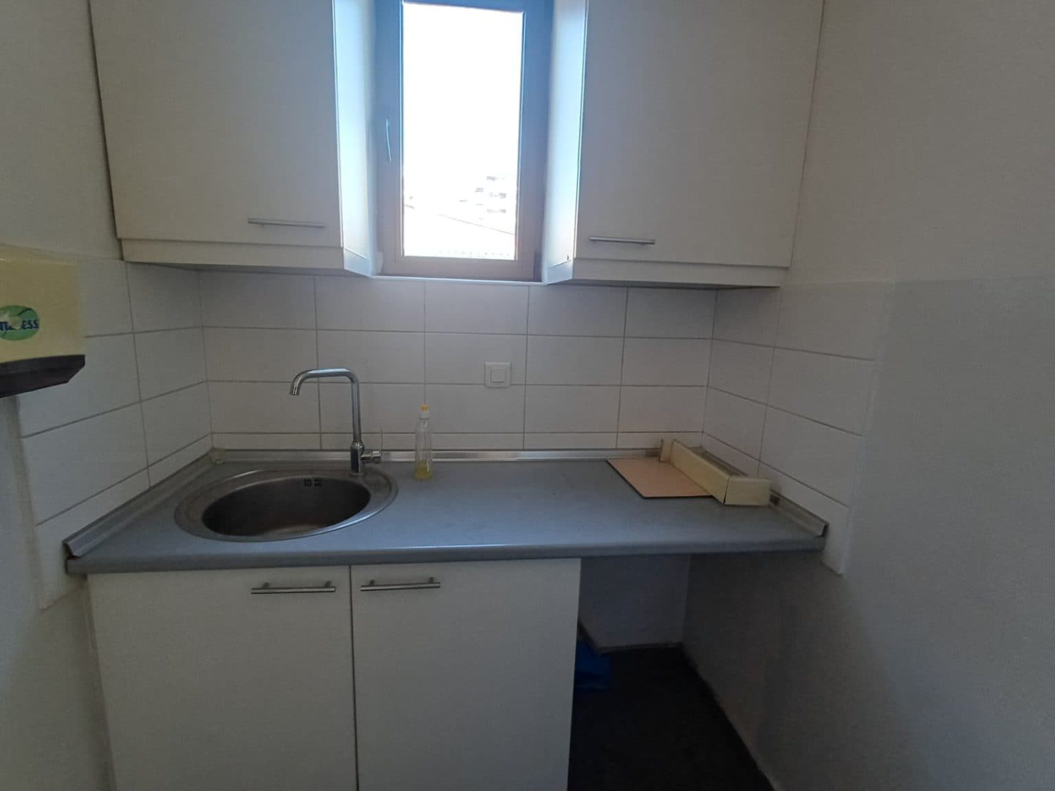 Деловен простор 75м2 во Кисела Вода - За Изнајмување - Кисела Вода - Слика 5