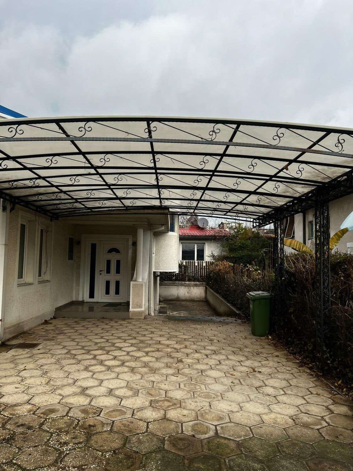 House 140m2 in Karposh - For Rent - Karposh - Image 2