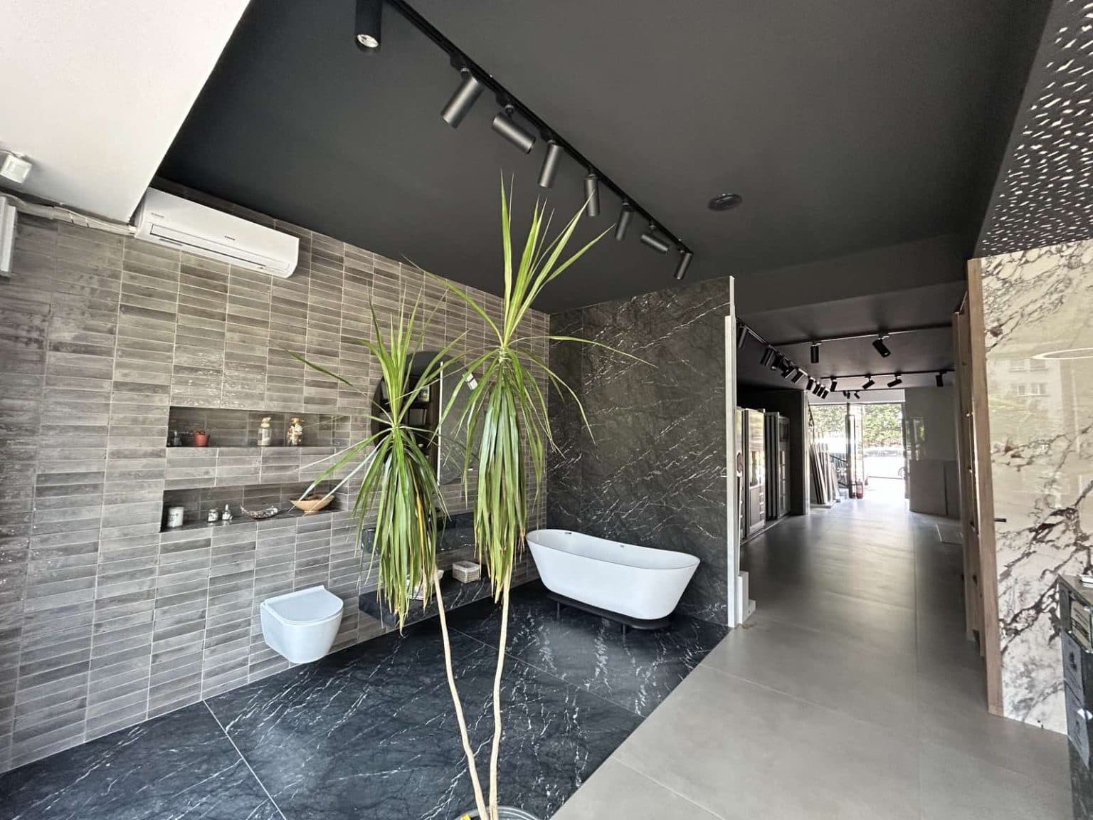 Деловен простор 138м2 во Тафталиџе - За Изнајмување - Карпош - Слика 4