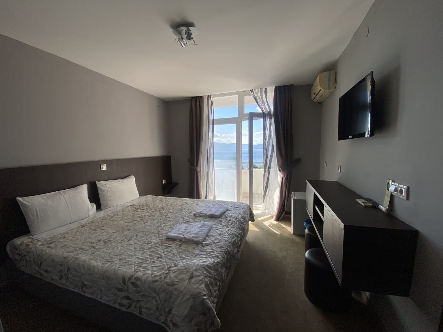 Hotel with a lake view in Ohrid for sale - For Sale - Ohrid - Image 9