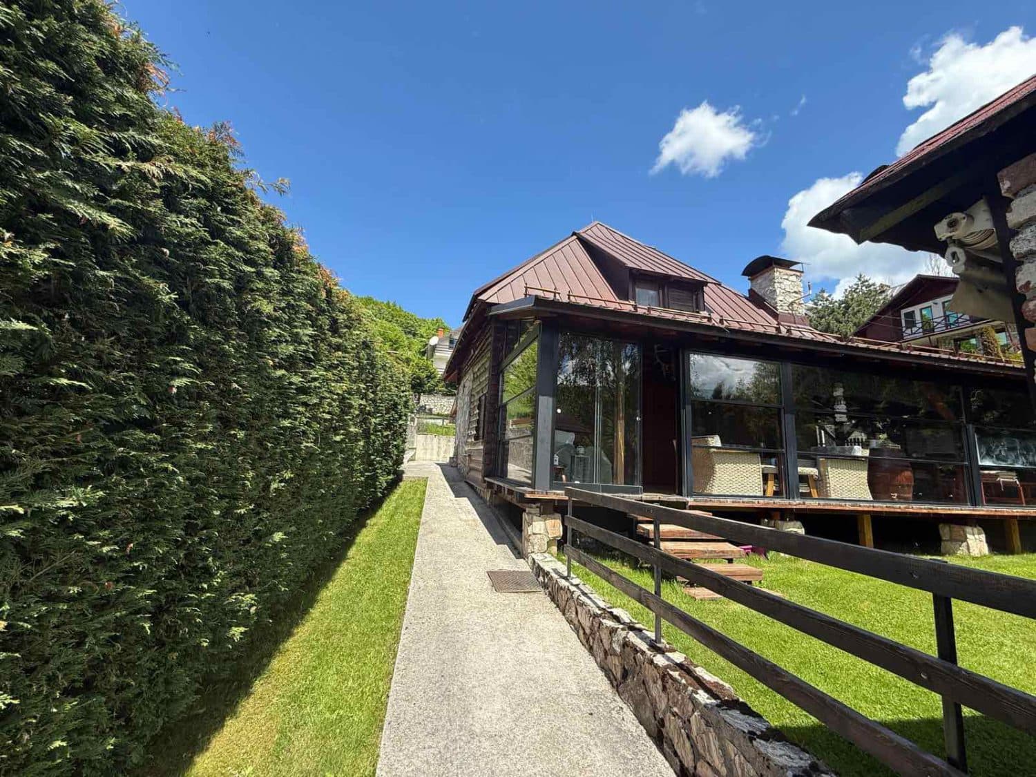 Mountain house 85m2 with spacious yard in Mavrovo - For Sale - Mavrovo - Image 5