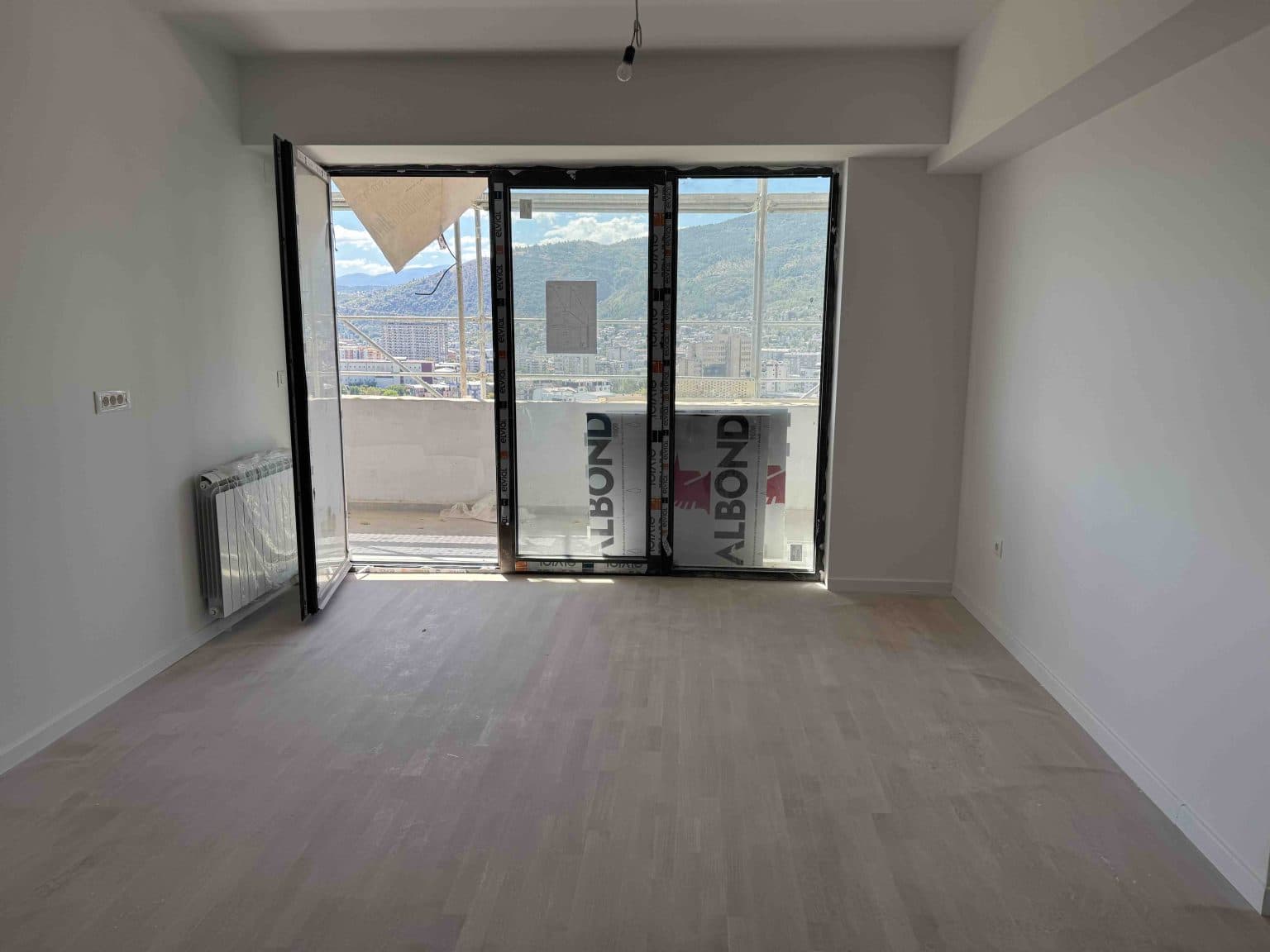 Деловен простор во Grand River во Центар - За Изнајмување - Центар - Слика 4