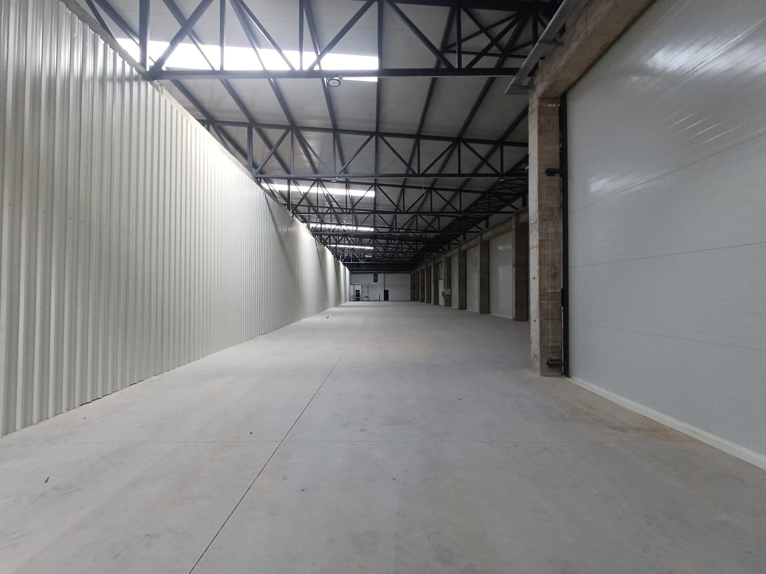 Warehouse 1000м2 in Vizbegovo - 3