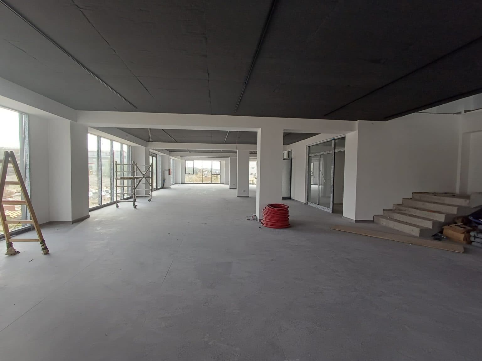 Warehouse 1000м2 in Vizbegovo - За Изнајмување - Карпош