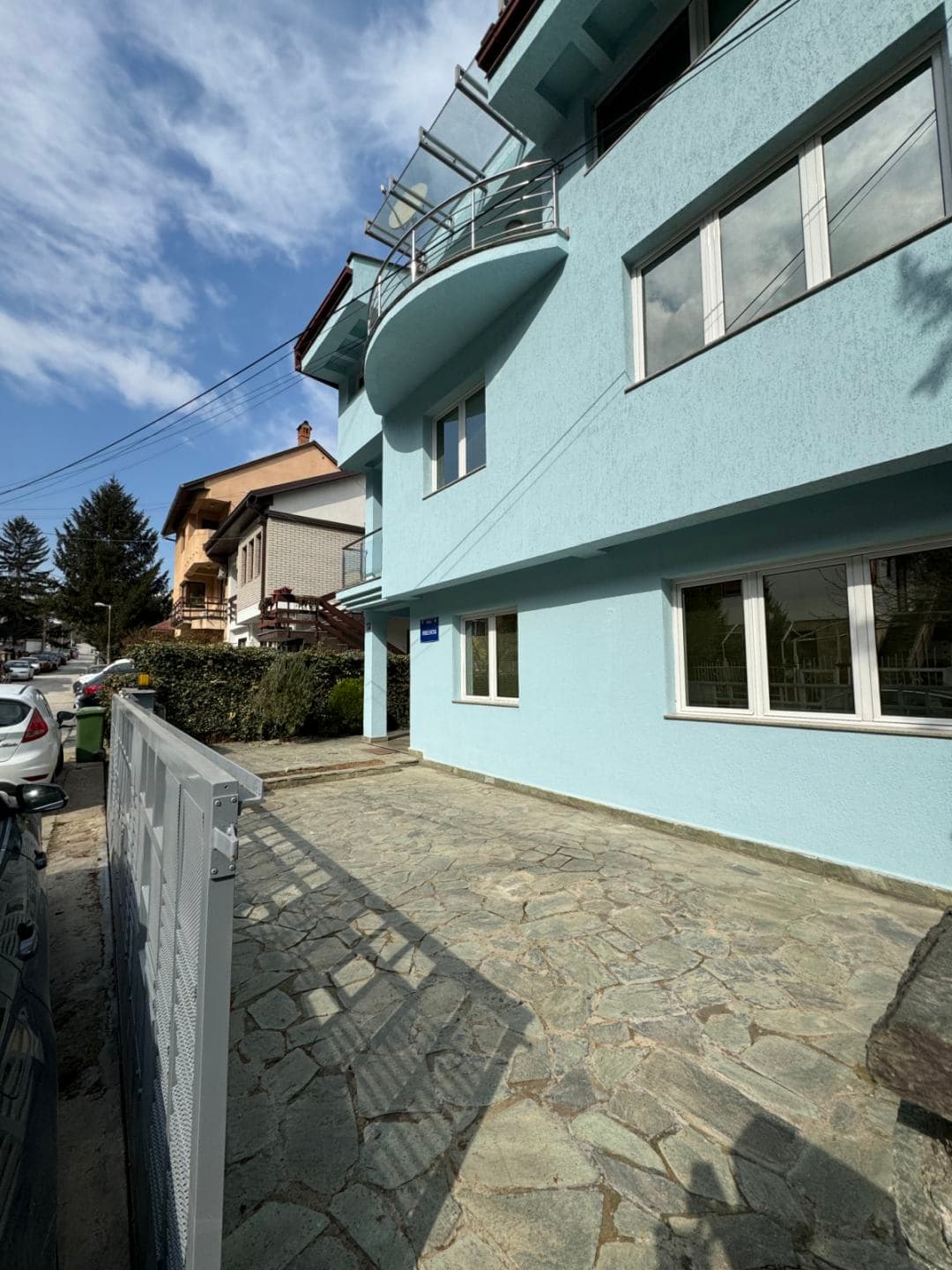 House 400m² on a quiet location in Kozle - For Rent - Karposh - Image 17