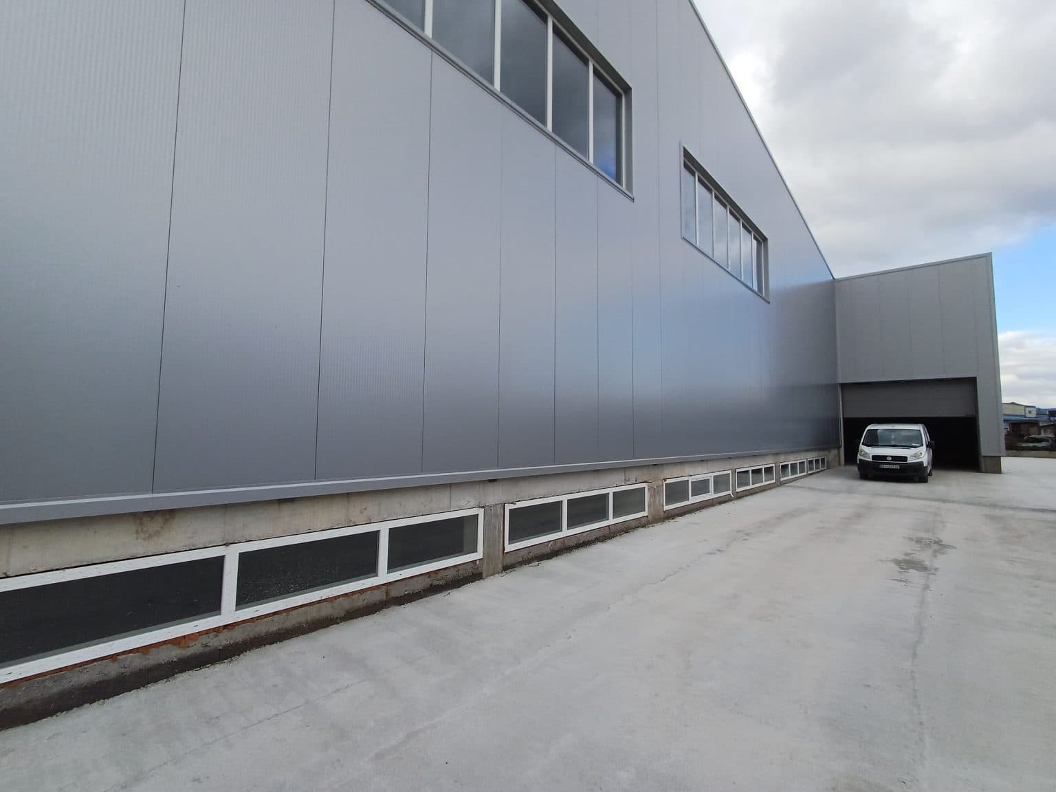 Business facility in Vizbegovo - 3