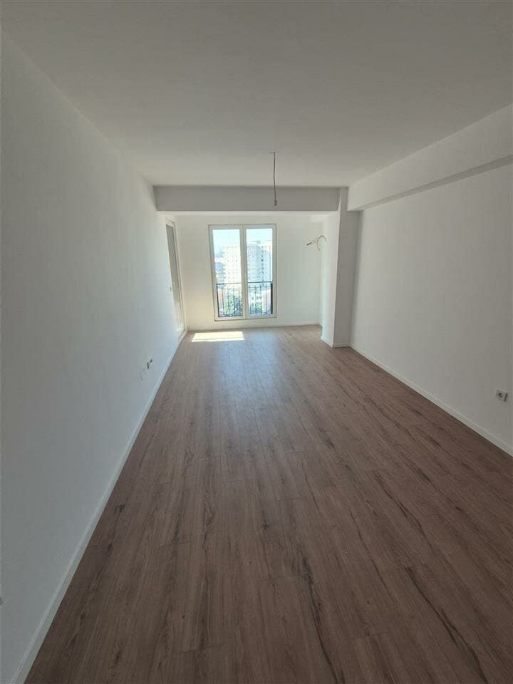 New apartment 70m2 in Chair - For Sale - Butel
