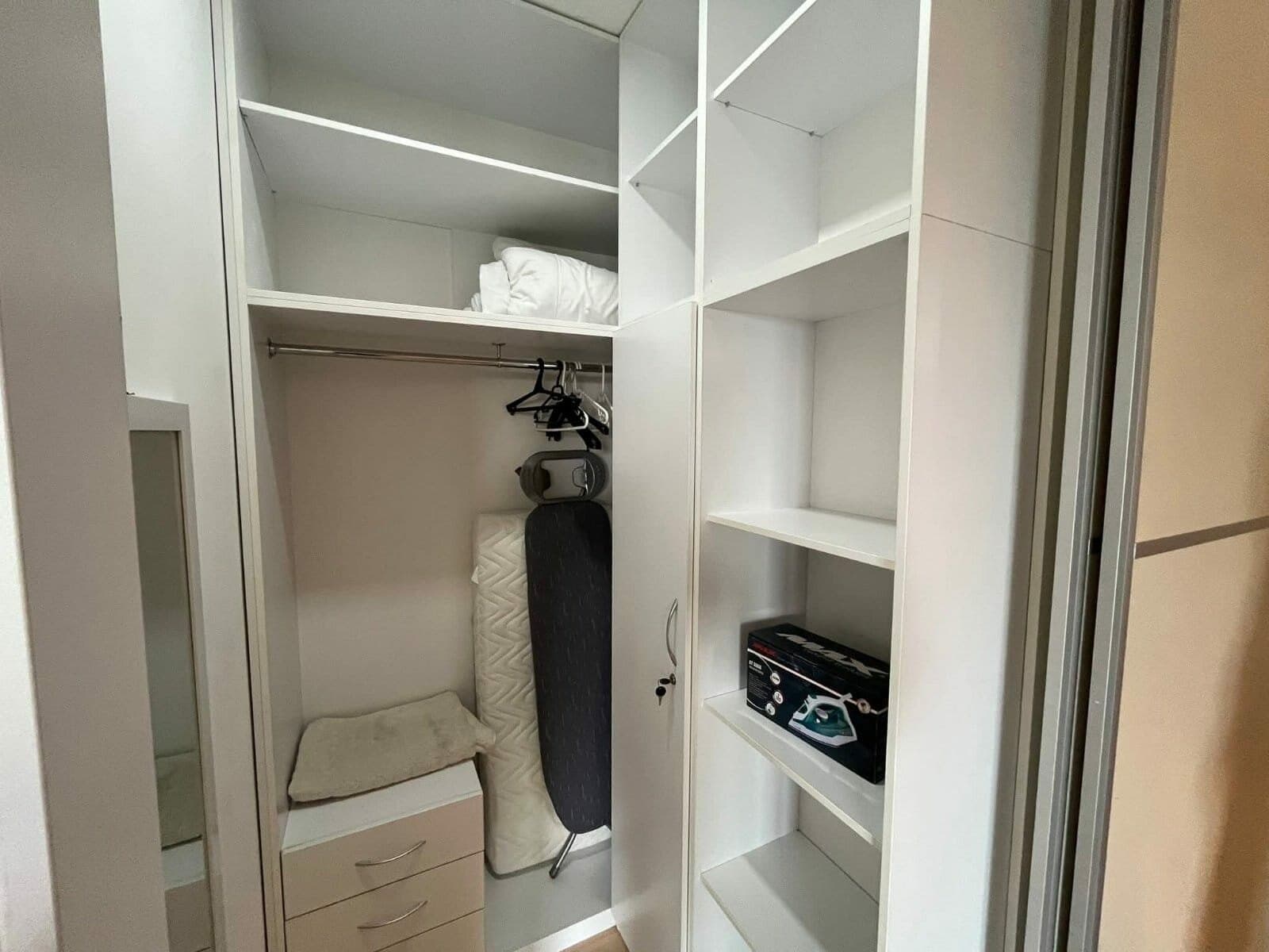 Модерно опремен стан 88м2 во Капитол - За Продажба - Аеродром - Слика 14