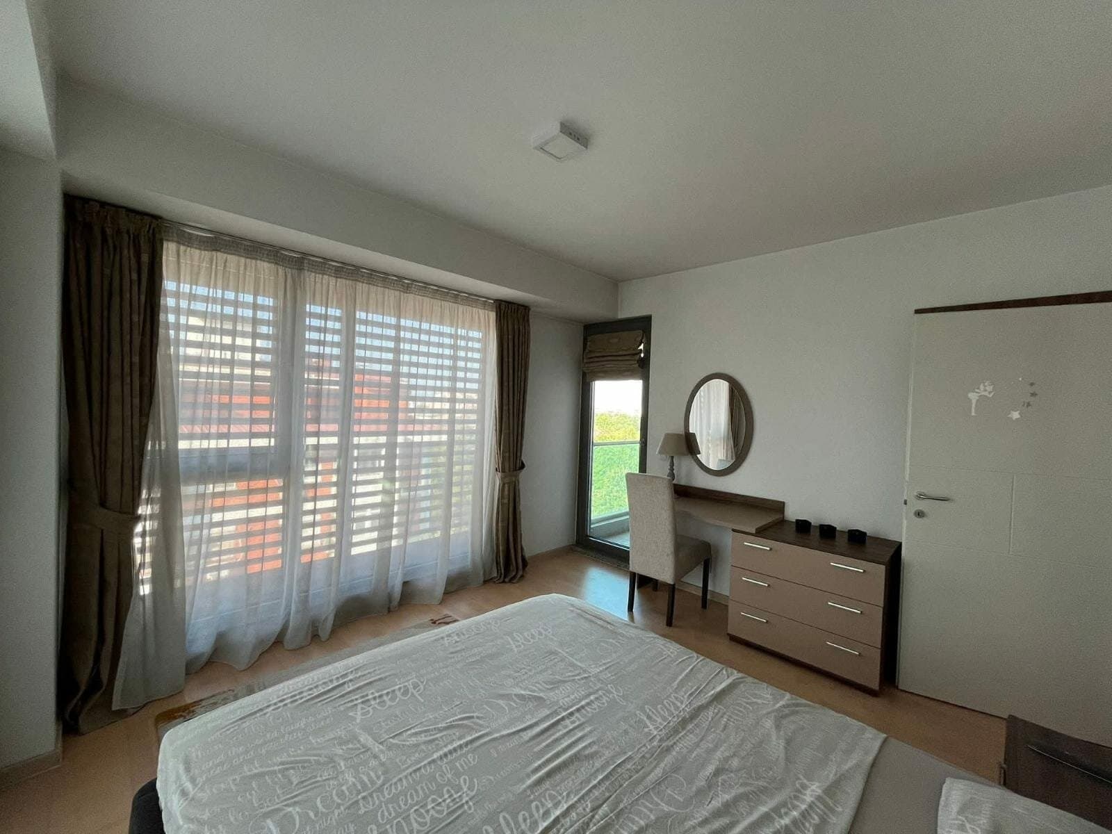 Модерно опремен стан 88м2 во Капитол - За Продажба - Аеродром - Слика 9