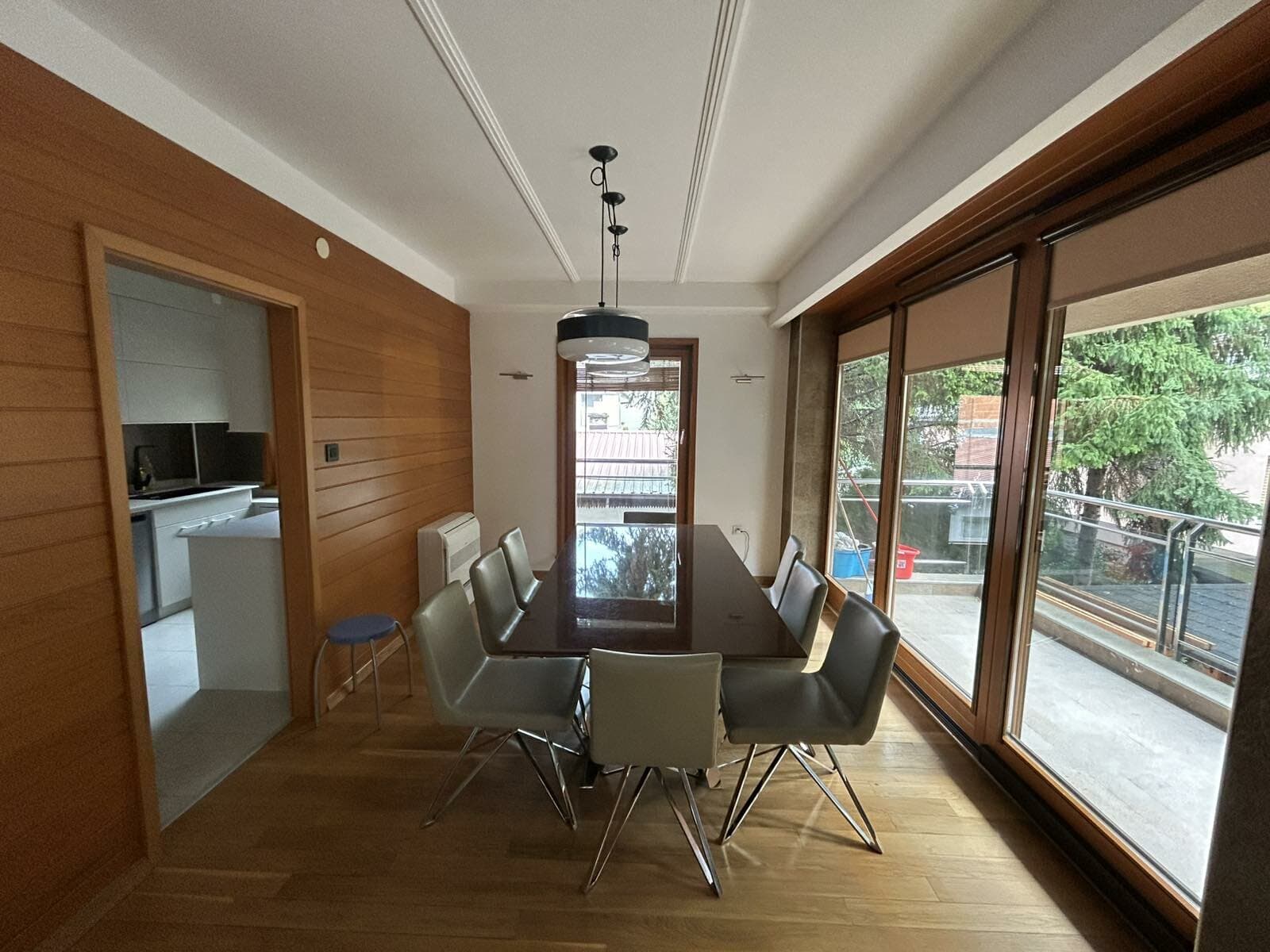 Пространа куќа 300м2 со двор во Козле - За Изнајмување - Карпош - Слика 12