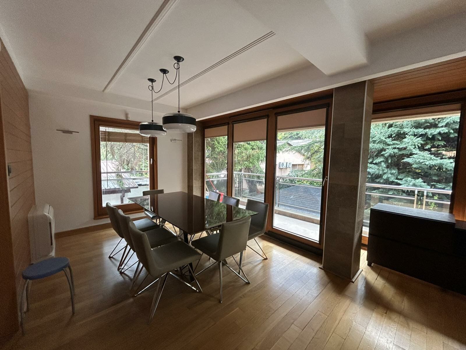 Пространа куќа 300м2 со двор во Козле - За Изнајмување - Карпош - Слика 11