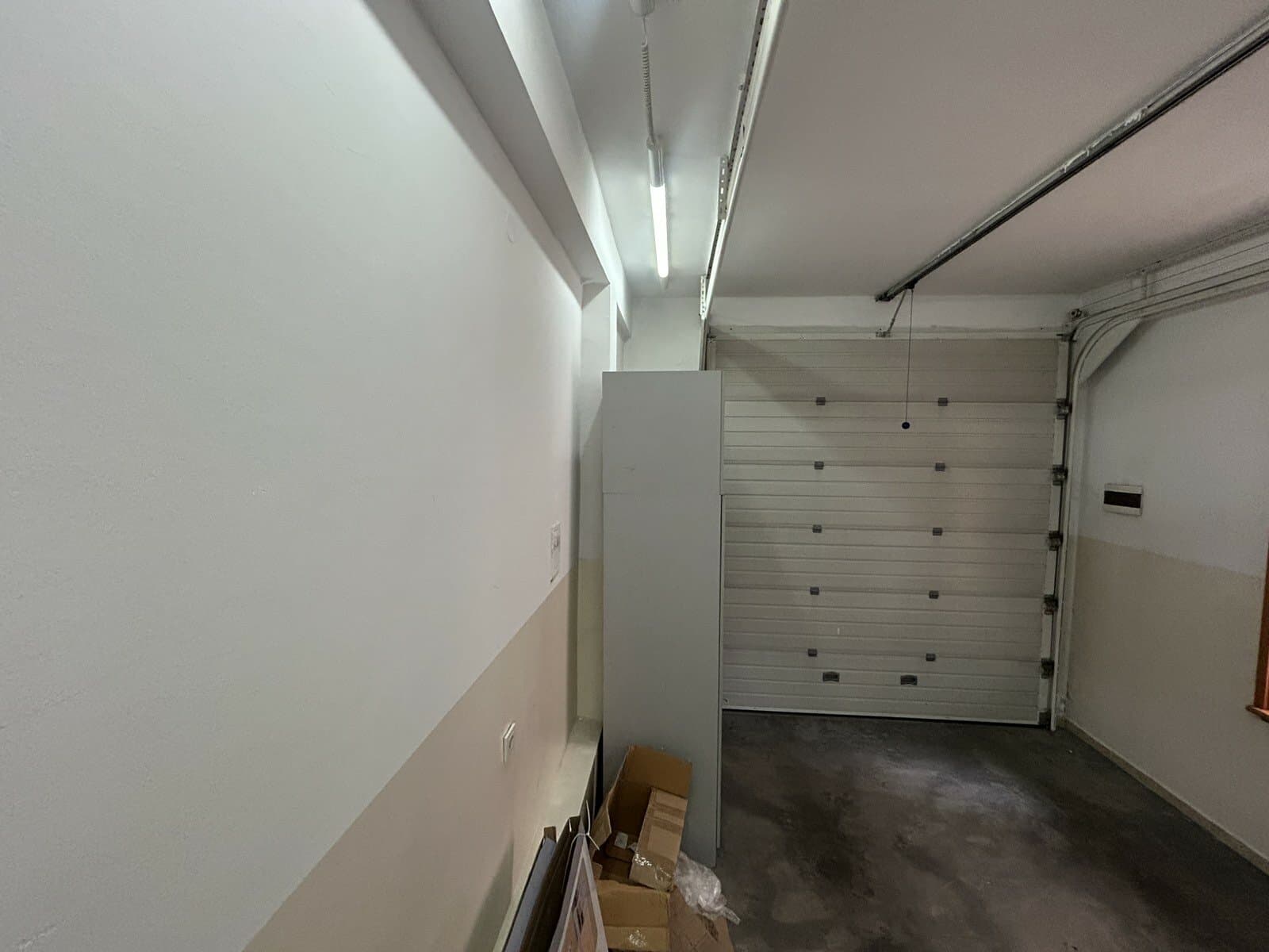 Пространа куќа 300м2 со двор во Козле - За Изнајмување - Карпош - Слика 26