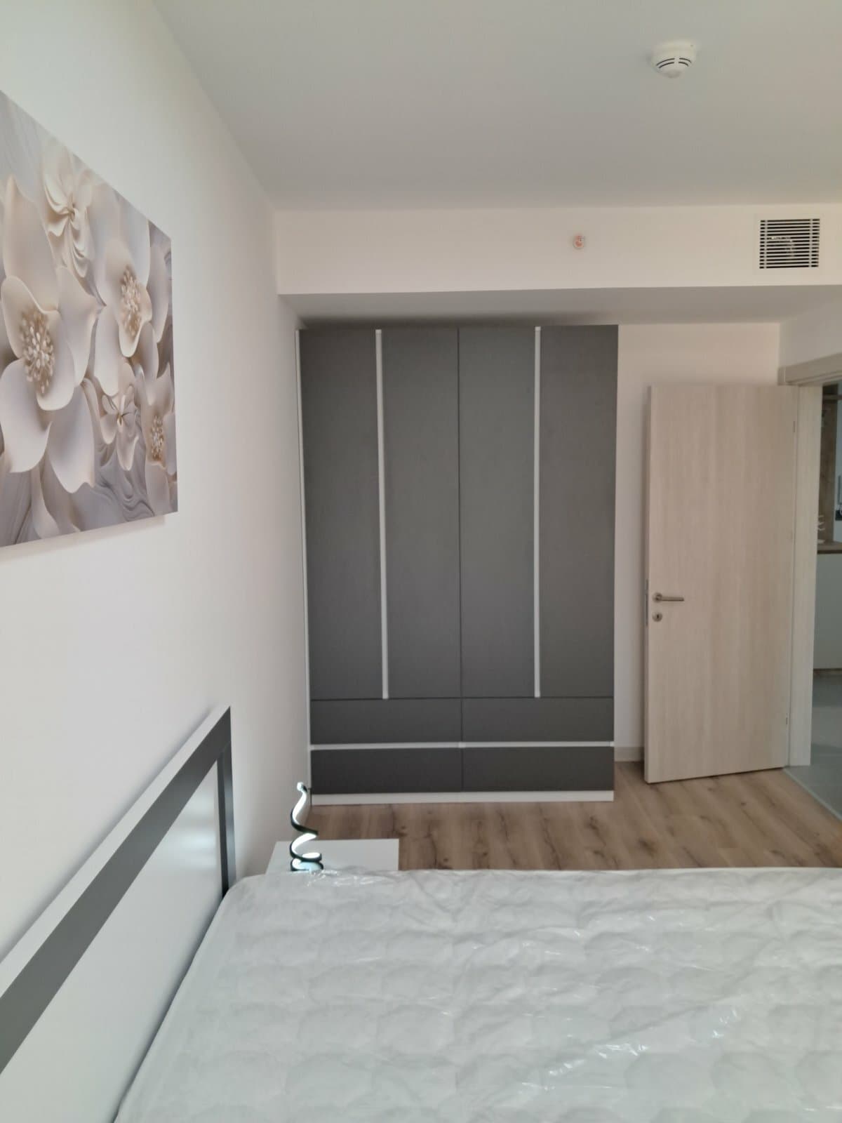 Комплетно опремен стан 66м2 во Џевахир - За Изнајмување - Аеродром - Слика 13