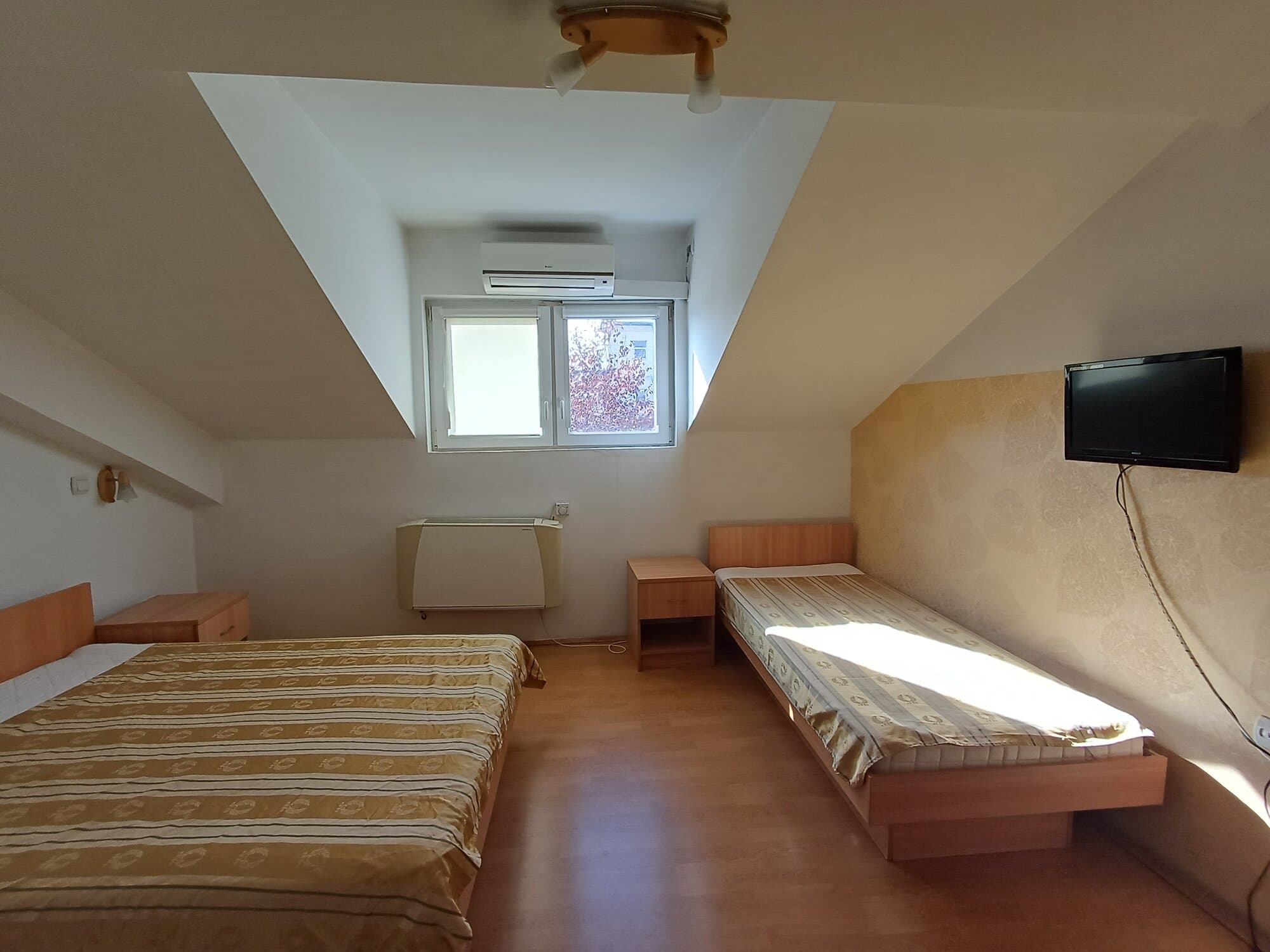 Деловен простор 530м2 во Петровец - За Продажба - Петровец - Слика 11