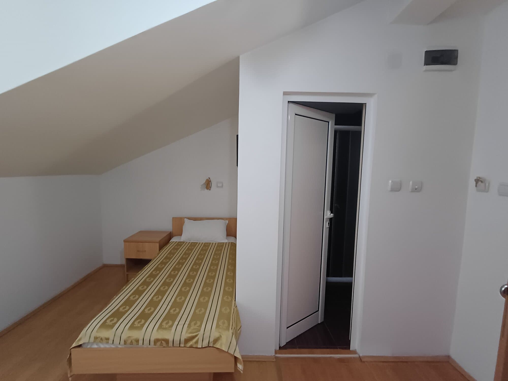 Деловен простор 530м2 во Петровец - За Продажба - Петровец - Слика 14