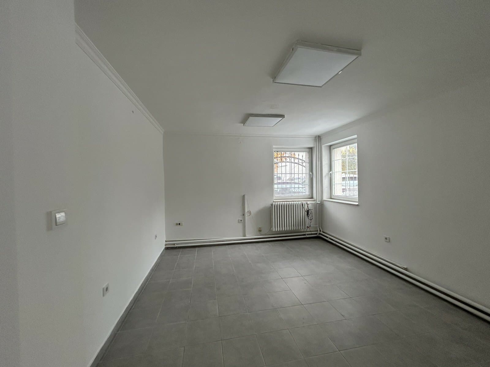 Деловен простор 317м2 во Дебар Маало - За Изнајмување - Центар - Слика 12