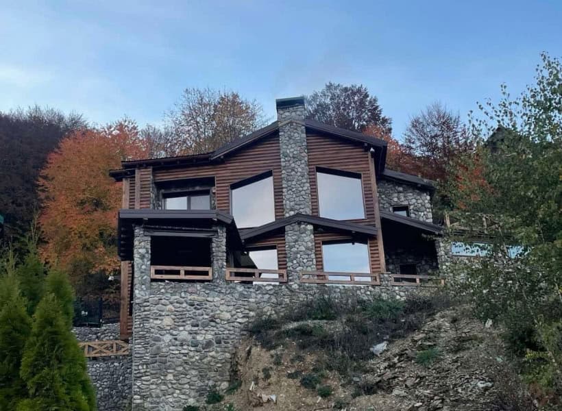 Kуќа 260m2 со панорамски поглед кон езеро - 2