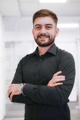 Оливер Стојаноски