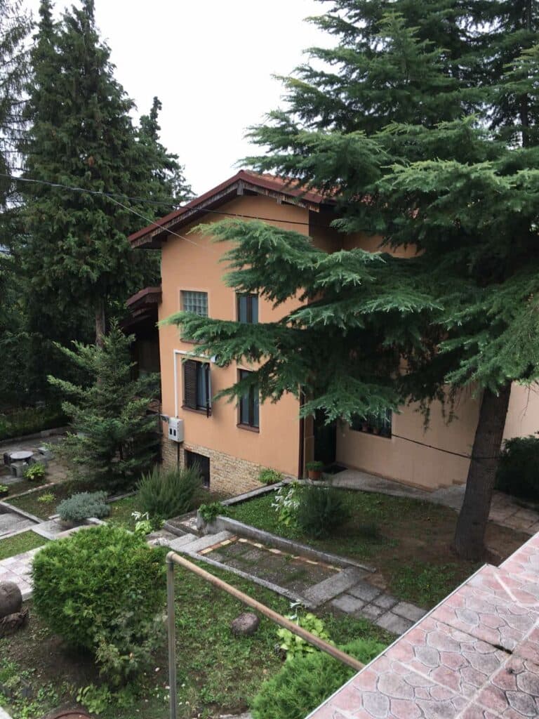 Куќа 150м2 со двор на Водно - За Продажба - Скопје - Слика 20