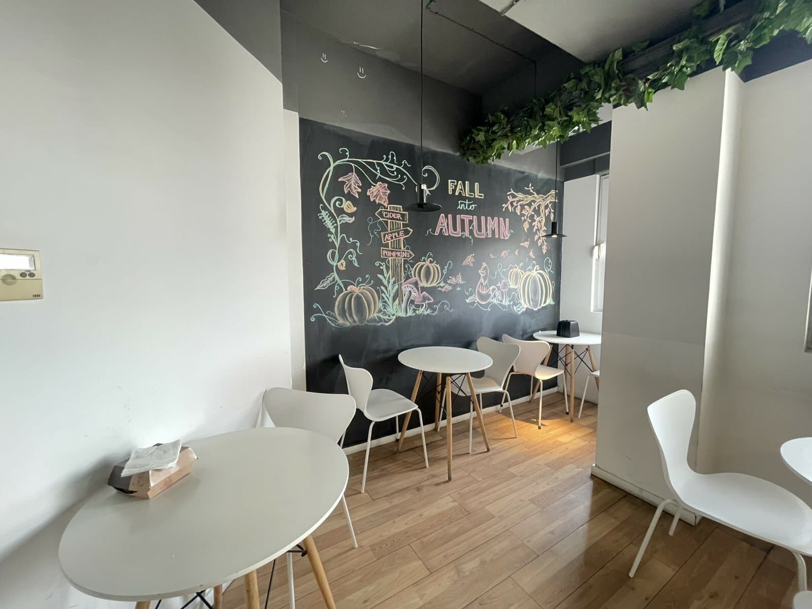 Се изнајмува деловен простор во бизнис центар - За Изнајмување - Карпош - Слика 6