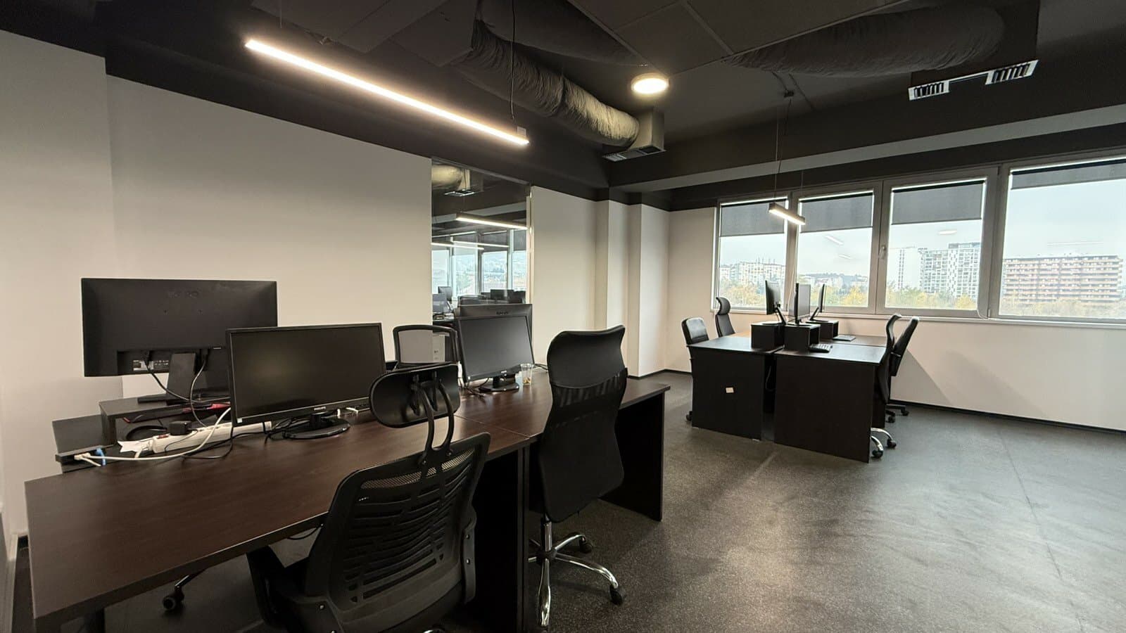 Се изнајмува деловен простор 440м2 - За Изнајмување - Карпош - Слика 11