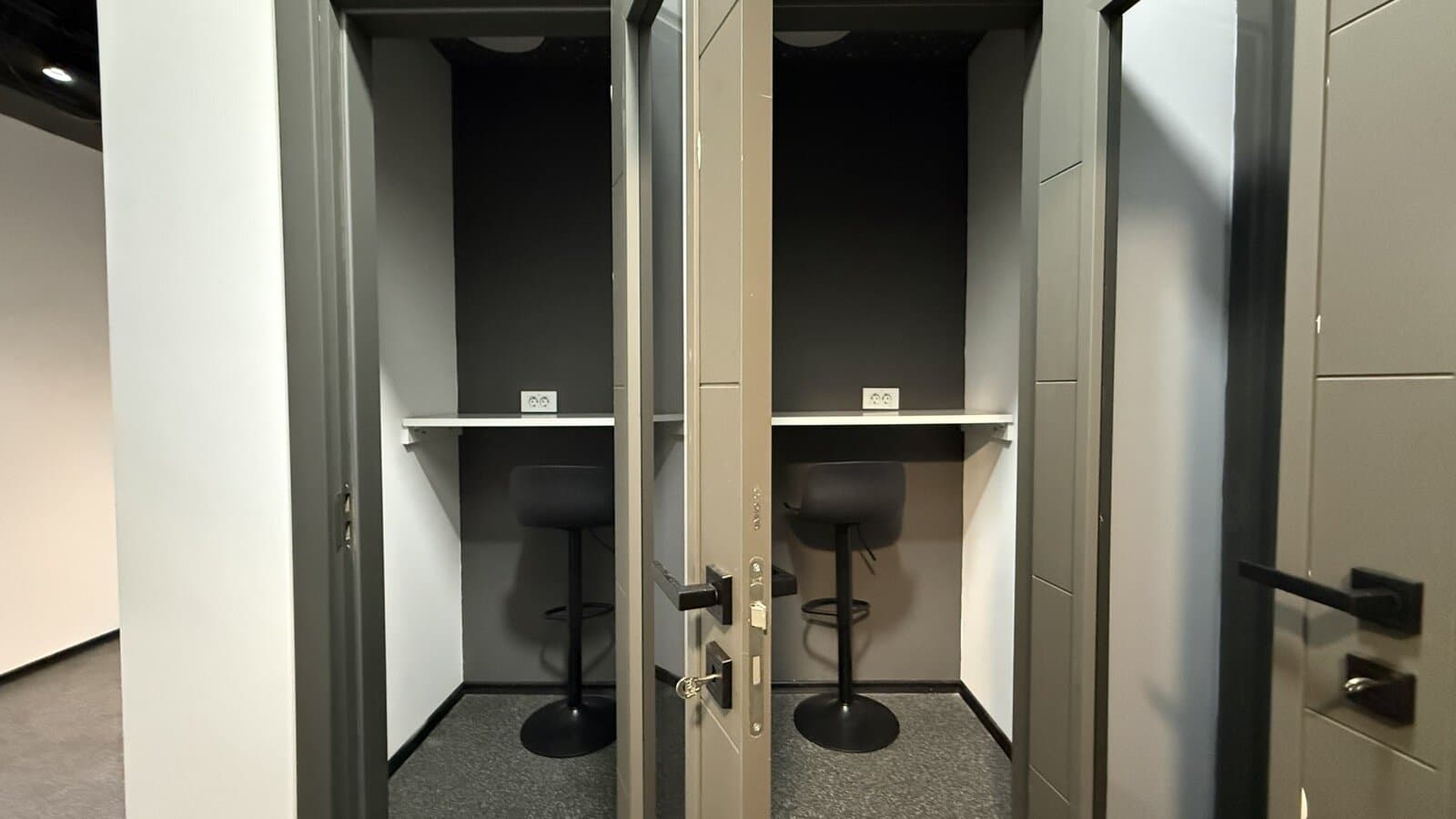 Се изнајмува деловен простор 440м2 - За Изнајмување - Карпош - Слика 18