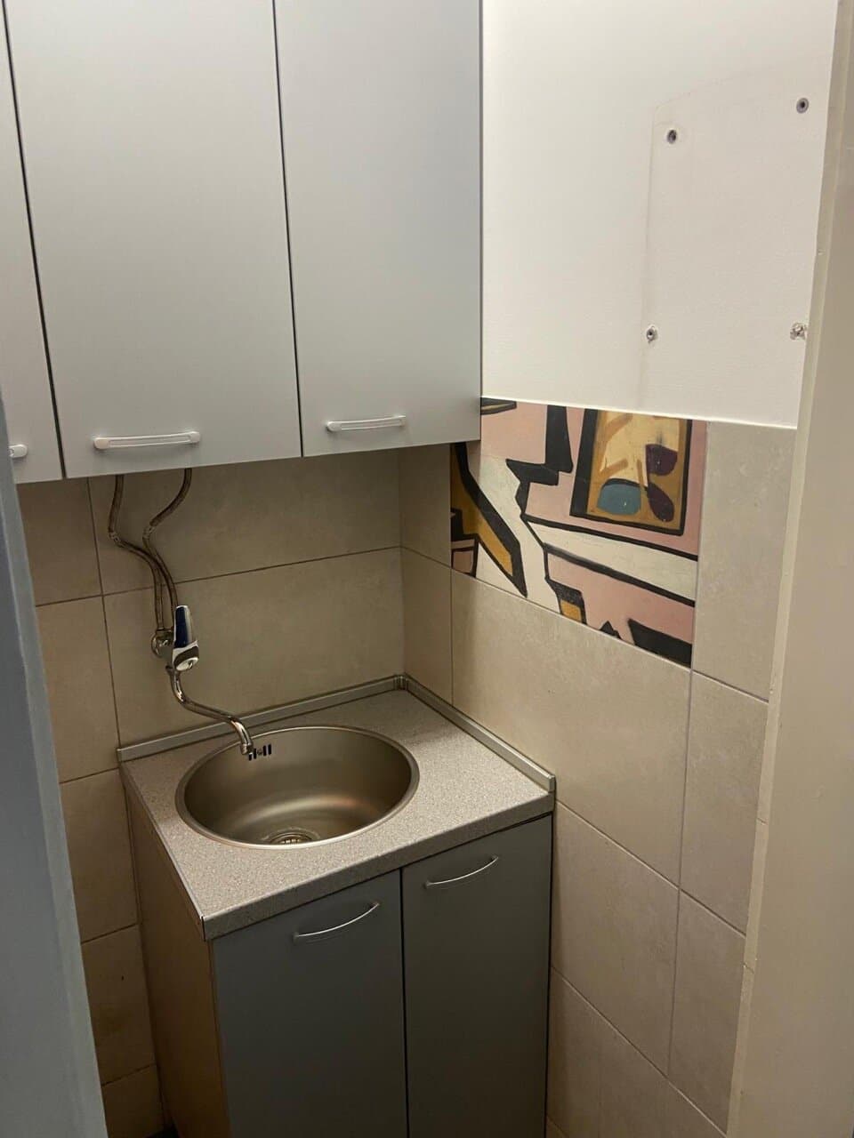 Се изнајмува деловен простор на 2 нивоа - За Изнајмување - Центар - Слика 10