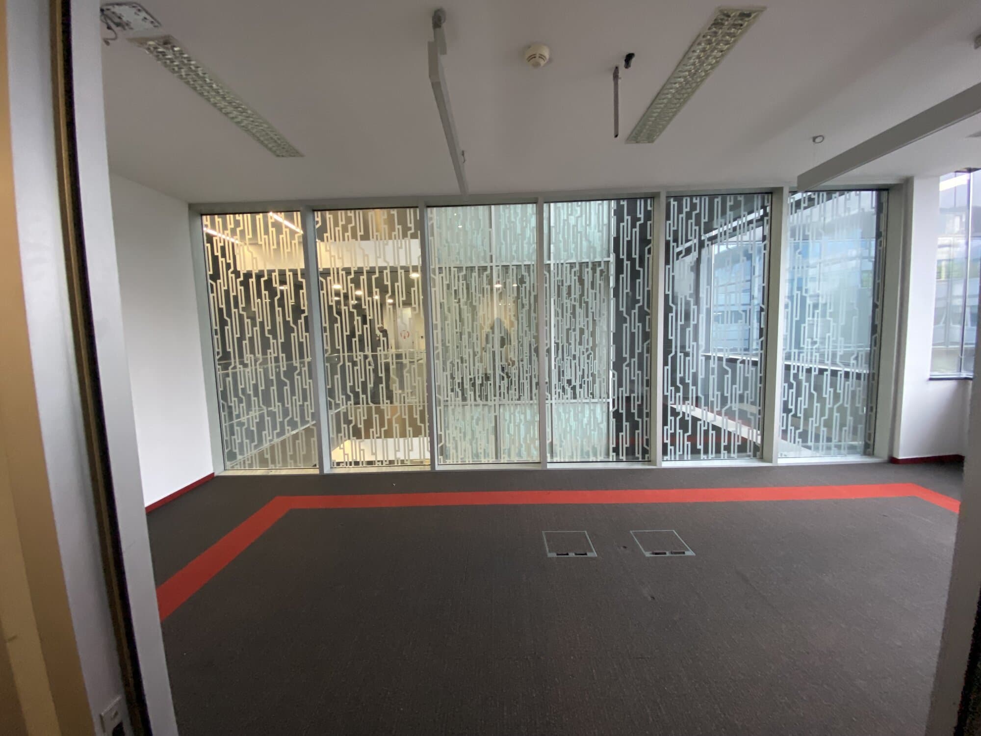 Office space for rent in an exclusive business building - For Rent - Karposh - Image 7