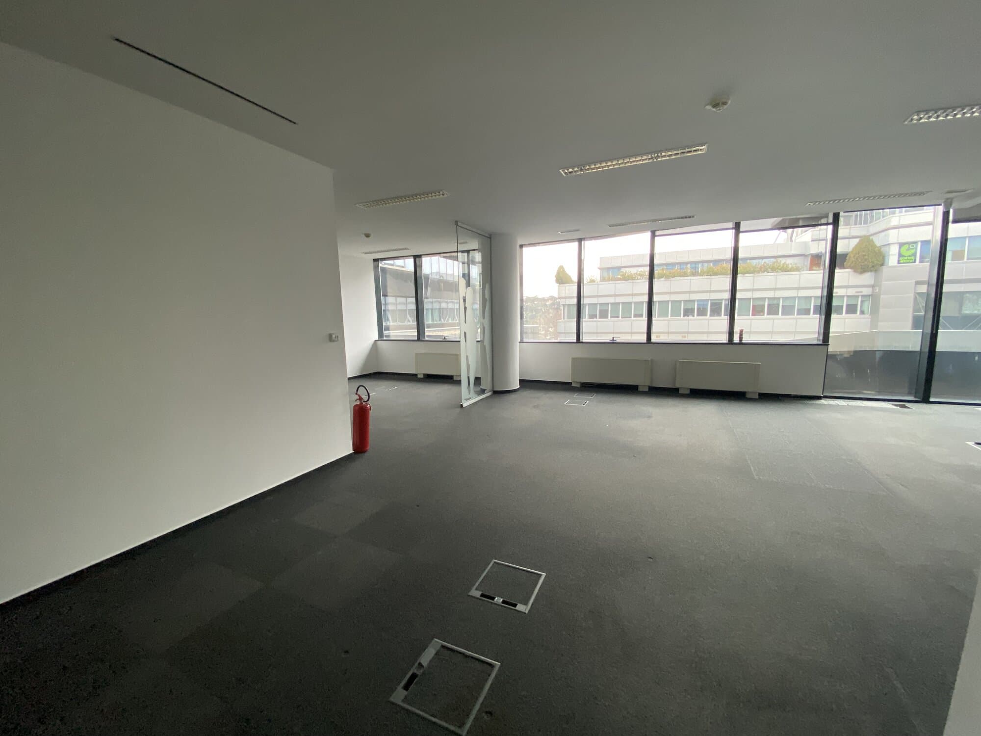 Office space for rent in an exclusive business building - For Rent - Karposh - Image 13