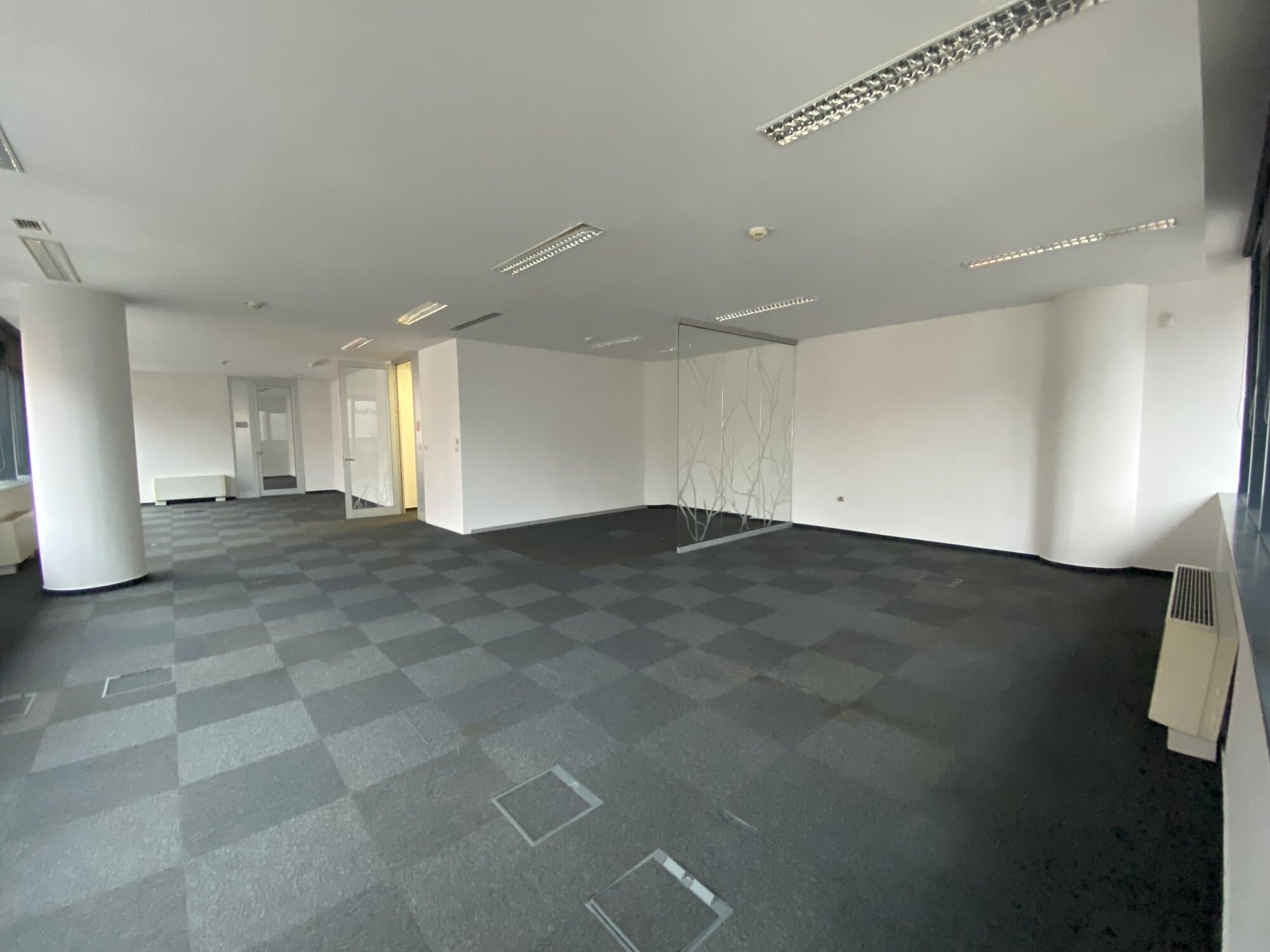 Office space for rent in an exclusive business building - For Rent - Karposh - Image 18