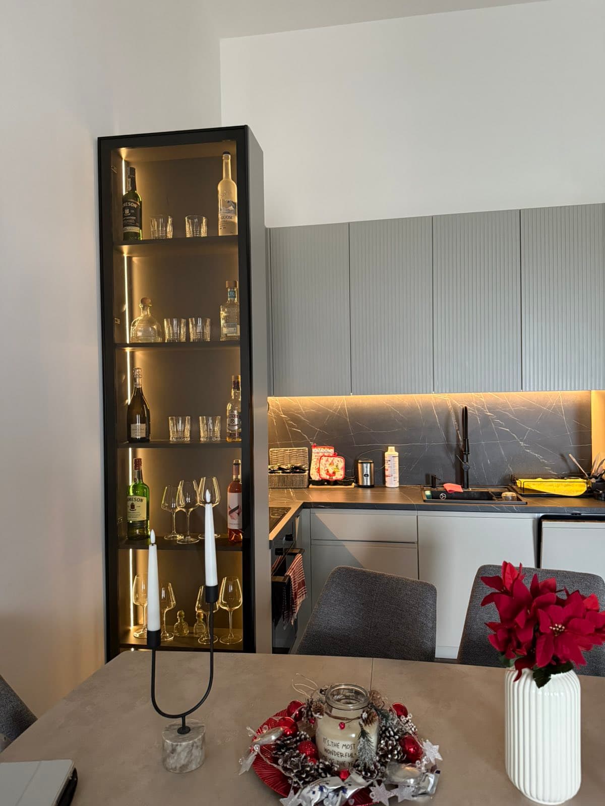 Комплетно опремен стан 61м2 на Водно - За Продажба - Водно - Слика 6