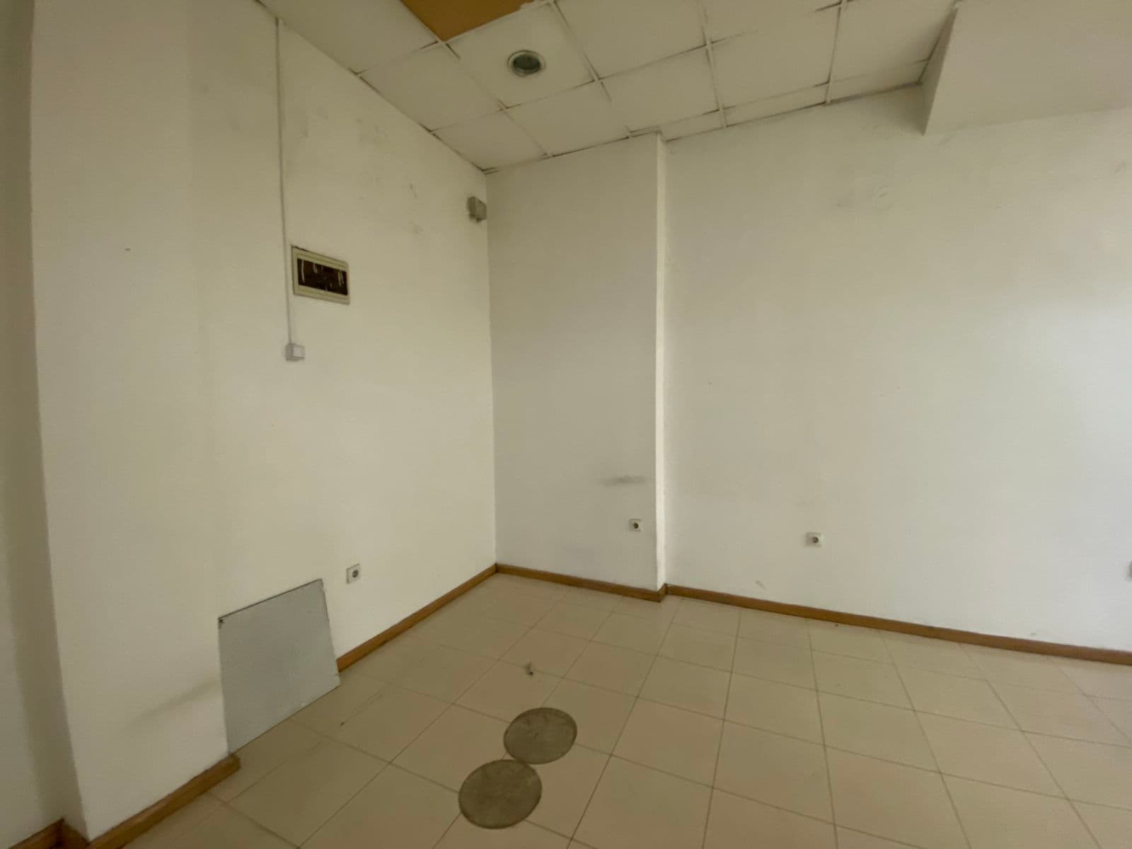 Се продава деловен простор во Центар - За Продажба - Центар - Слика 6