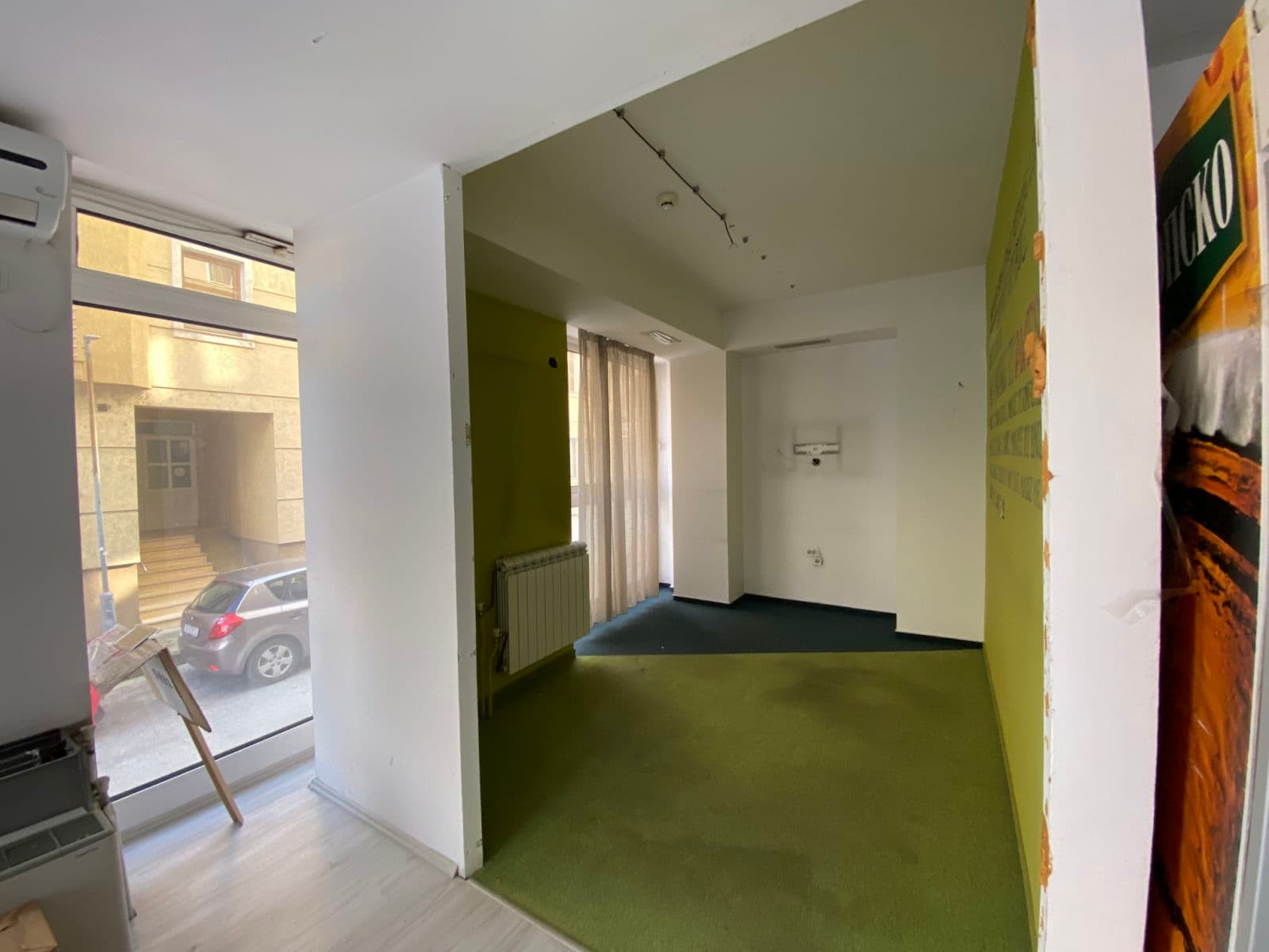 Се изнајмува деловен простор во Центар - За Изнајмување - Центар - Слика 7