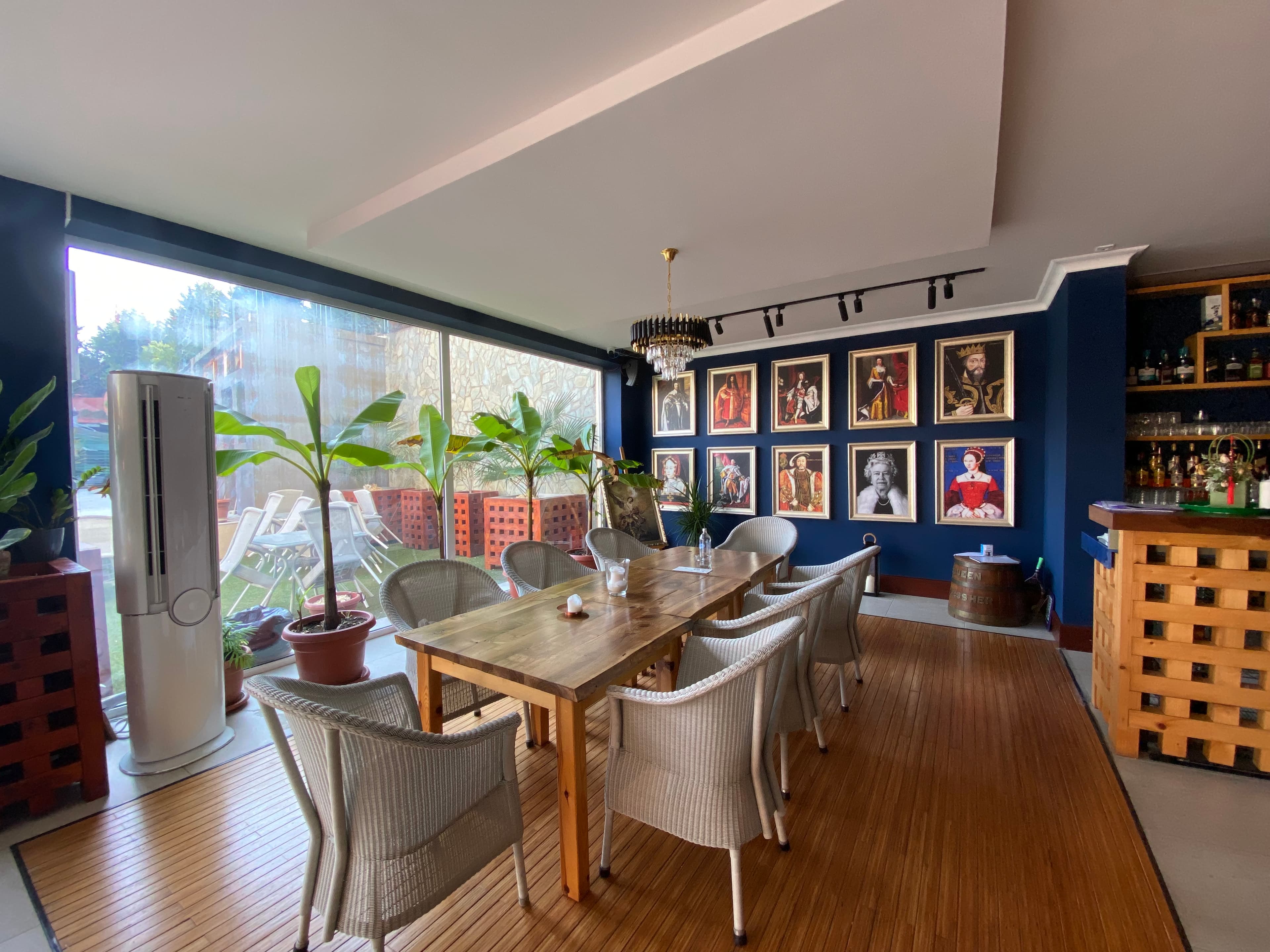 Се изнајмува деловен простор на Водно - 3