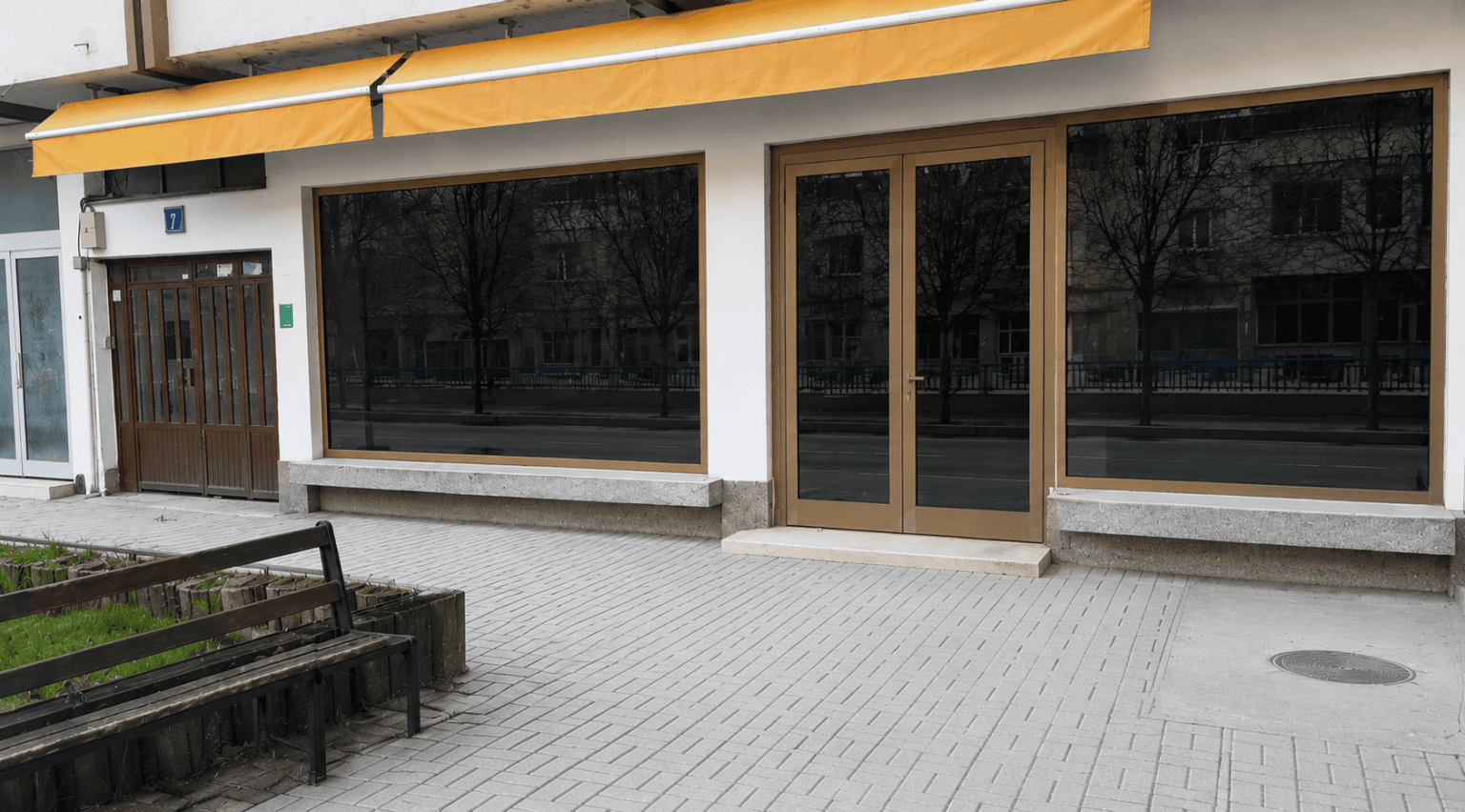 Се издава деловен простор во центар на Тетово - За Изнајмување - Тетово - Слика 2