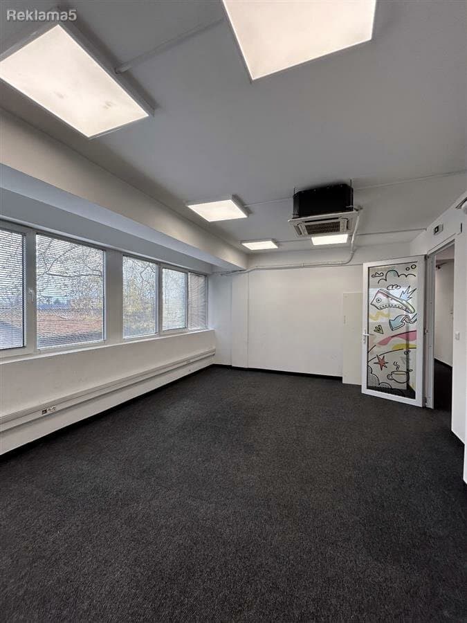 Модерен канцелариски простор во деловен комплекс - За Изнајмување - Гази Баба - Слика 7