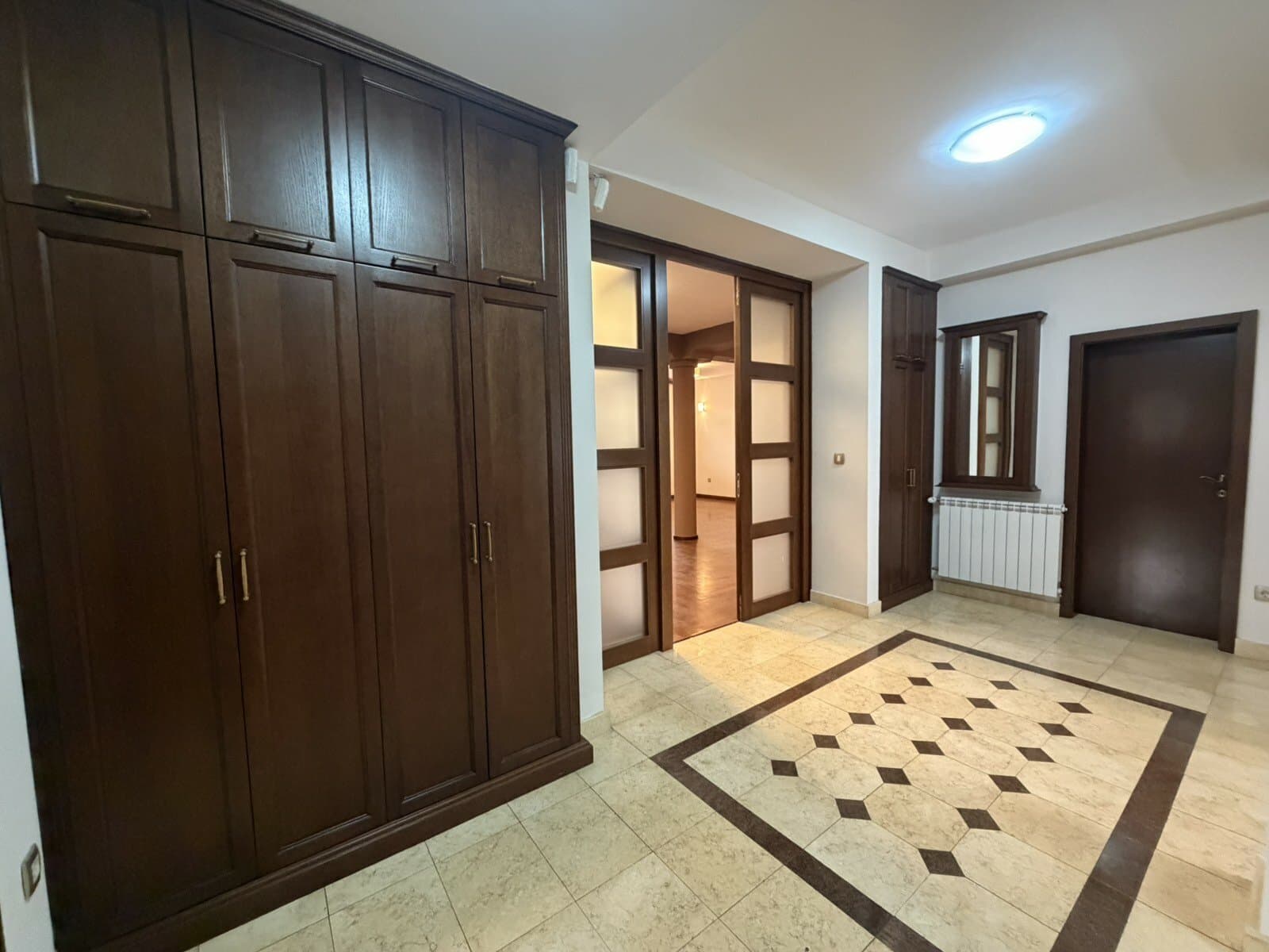 House 400m2 with a spacious yard in Bardovci - For Sale - Bardovci - Image 13