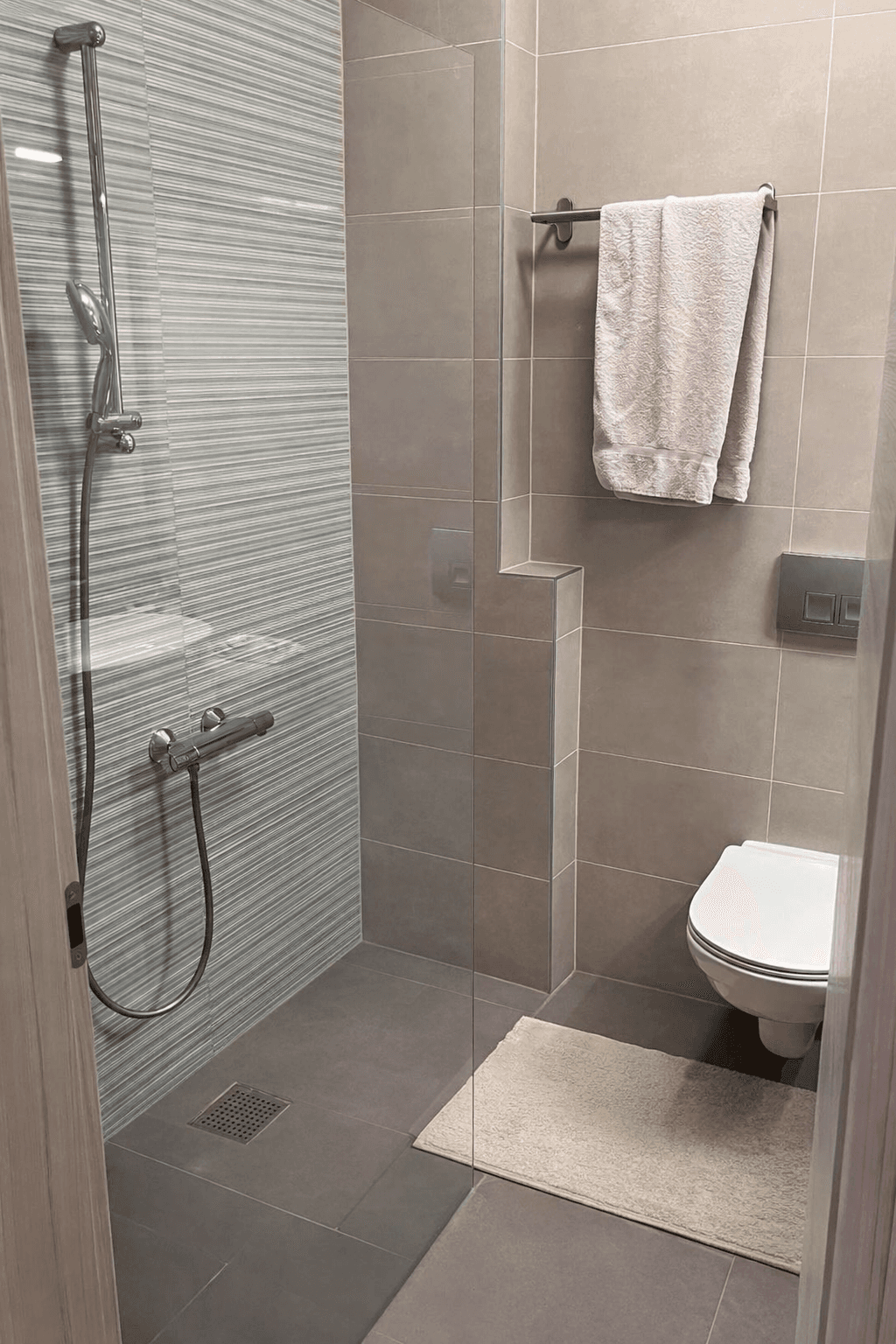 Модерен стан 115м2 во Тафталиџе - За Изнајмување - Карпош - Слика 7