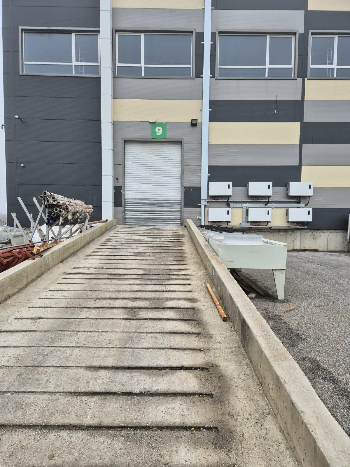 Се издава магацински простор во индустриска зона во Ќојлија - За Изнајмување - Петровец - Слика 6