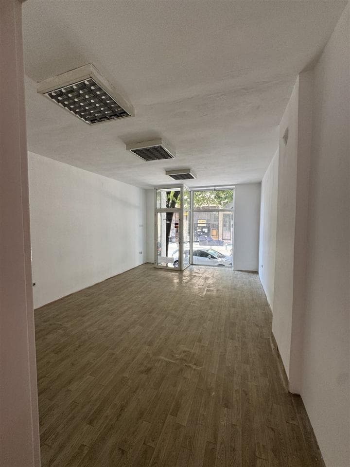 Се изнајмува деловен простор во Куманово - За Изнајмување - Куманово - Слика 2